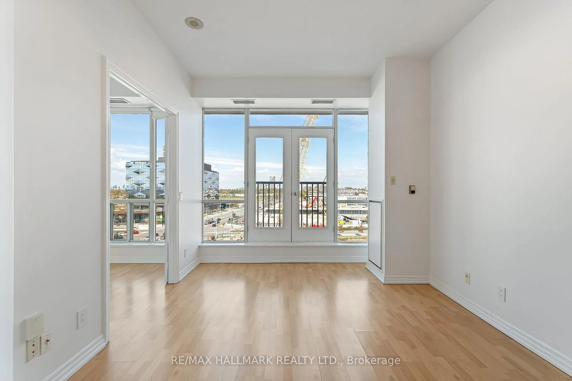 Photo 14 of Unit 606, 797 Don Mills Road, Toronto, Flemingdon Park — HOMEH