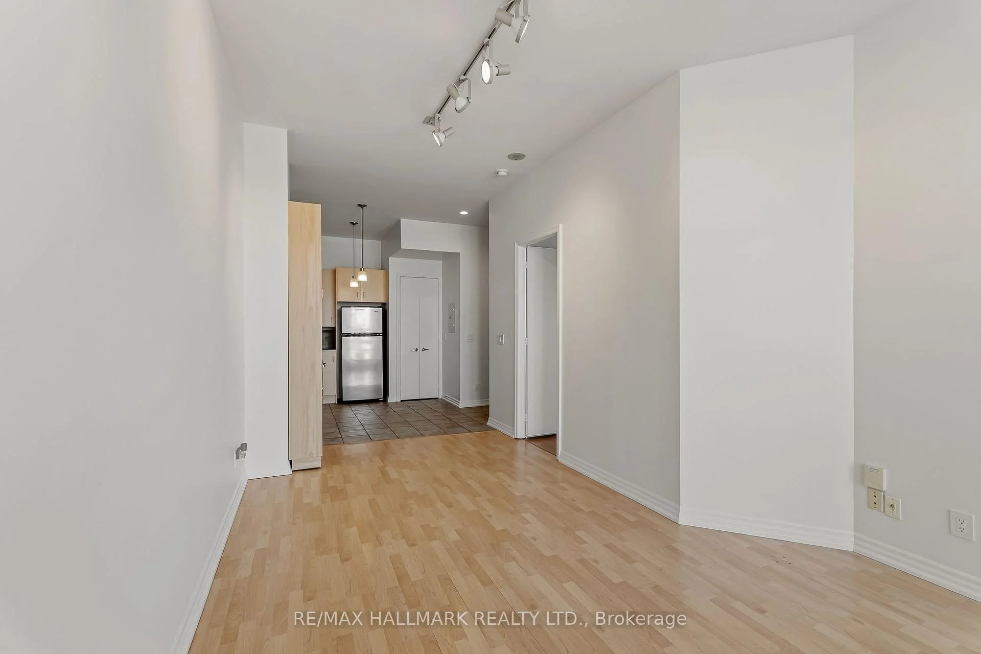 Photo 16 of Unit 606, 797 Don Mills Road, Toronto, Flemingdon Park — HOMEH
