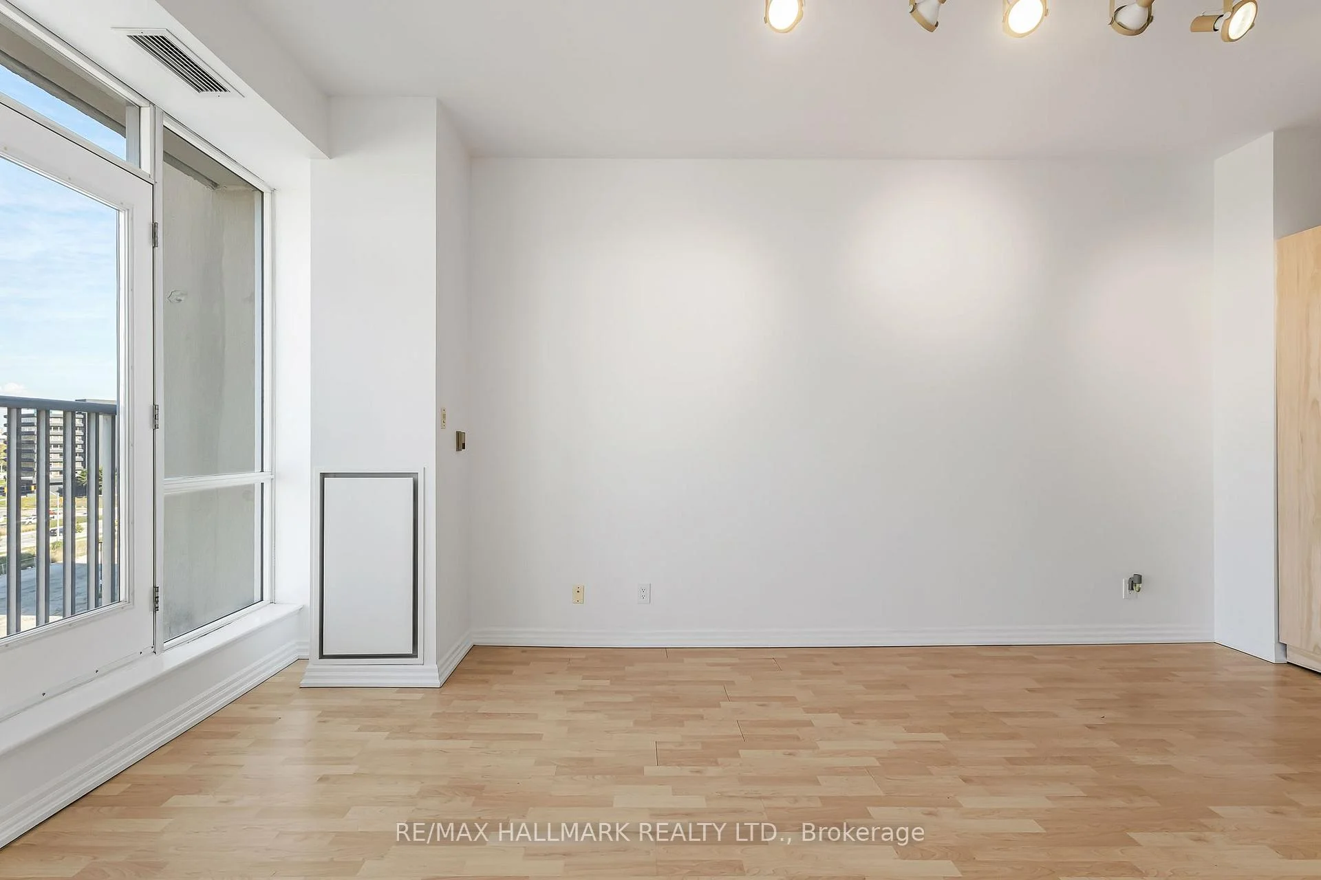Photo 32 of Unit 606, 797 Don Mills Road, Toronto, Flemingdon Park — HOMEH