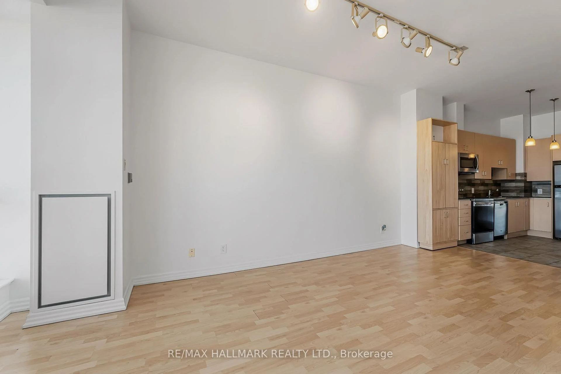 Photo 33 of Unit 606, 797 Don Mills Road, Toronto, Flemingdon Park — HOMEH