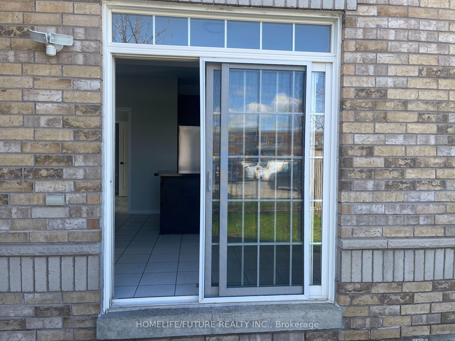 Photo 10 of 66 Alfred Paterson Drive, Markham, Greensborough — HOMEH