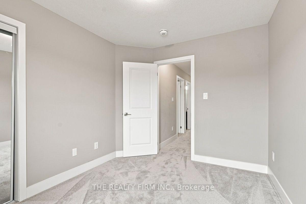 Photo 24 of 2140 Meadowgate Boulevard, London, South U — HOMEH