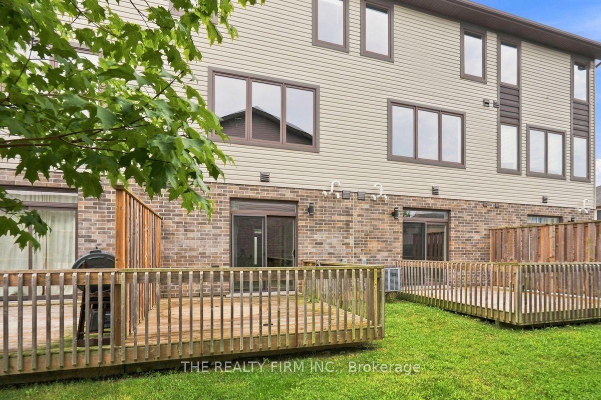 Photo 35 of 2140 Meadowgate Boulevard, London, South U — HOMEH