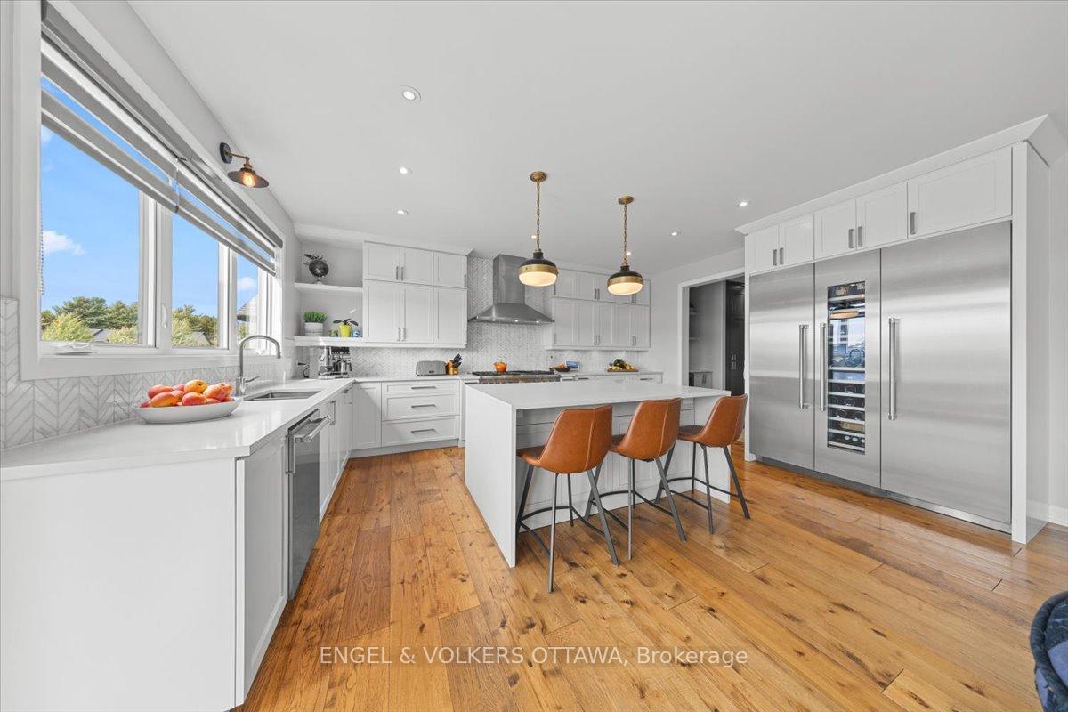 Photo 9 of 348 St-Tropez Street, Russell, Embrun — HOMEH