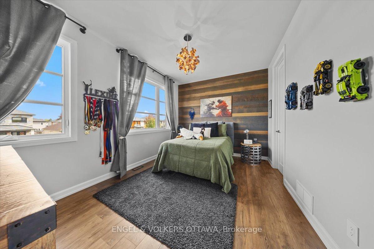 Photo 33 of 348 St-Tropez Street, Russell, Embrun — HOMEH