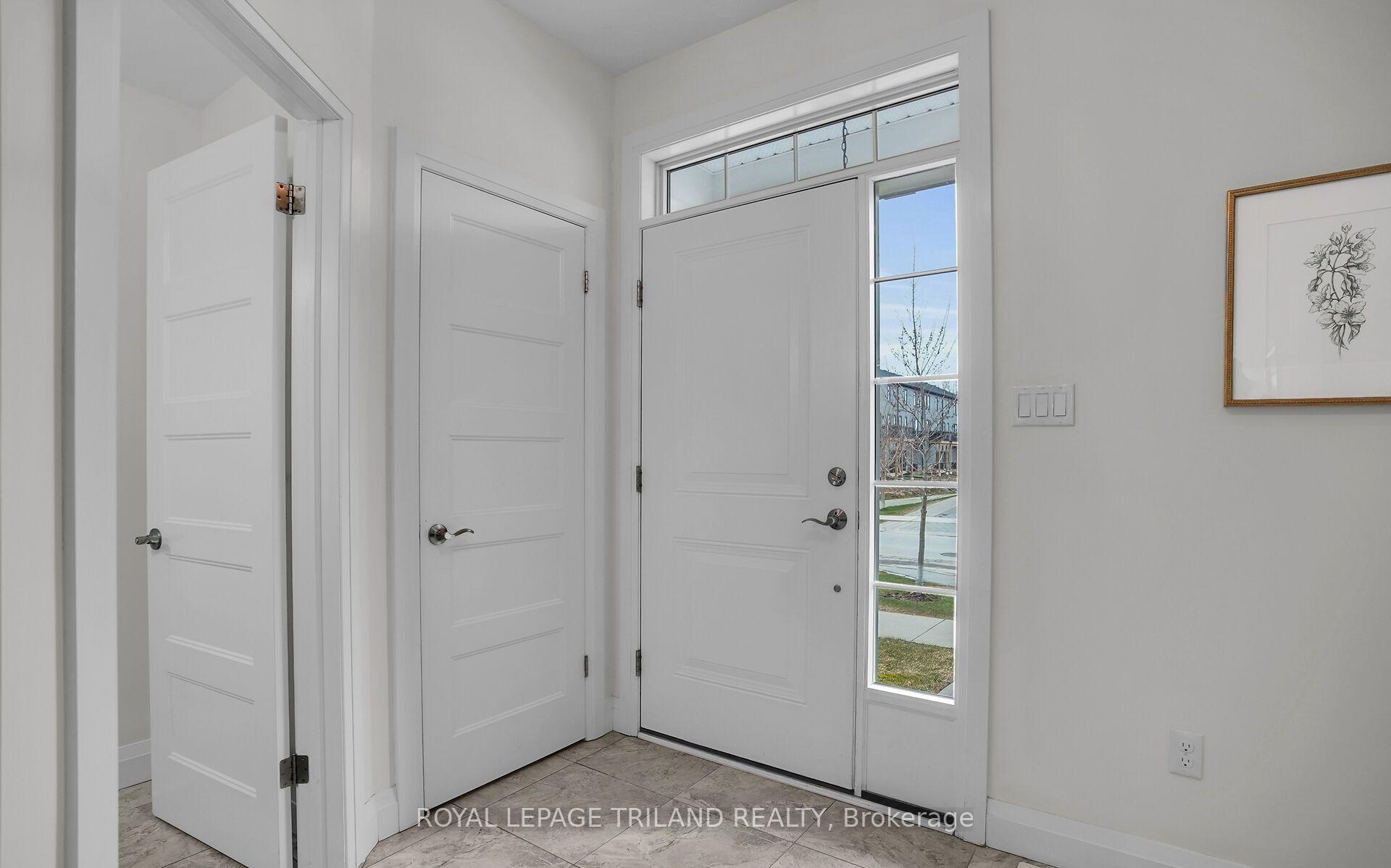Photo 4 of 303 Callaway Road, London, North R — HOMEH