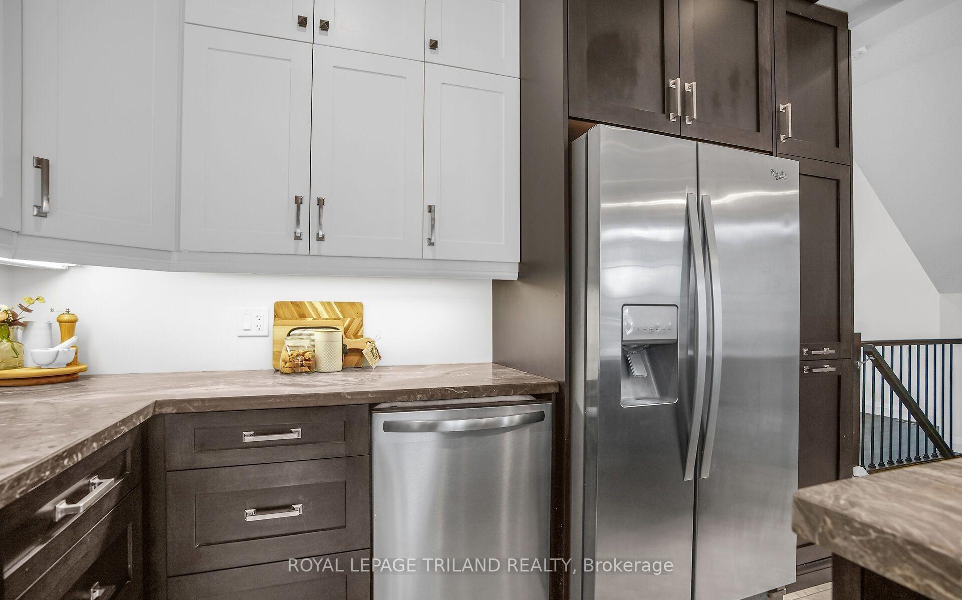 Photo 10 of 303 Callaway Road, London, North R — HOMEH