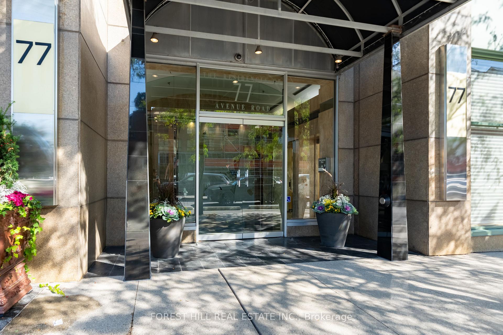 Photo of Unit 215, 77 Avenue Road