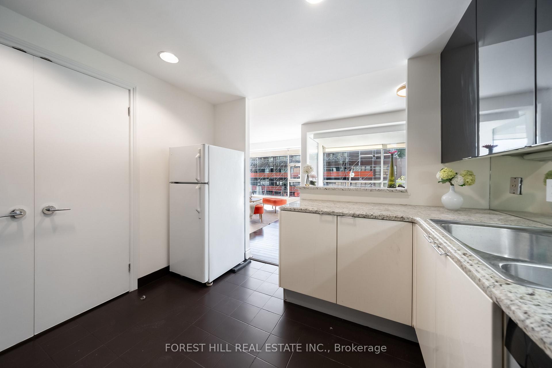Photo 22 of Unit 215, 77 Avenue Road, Toronto, The Annex — HOMEH