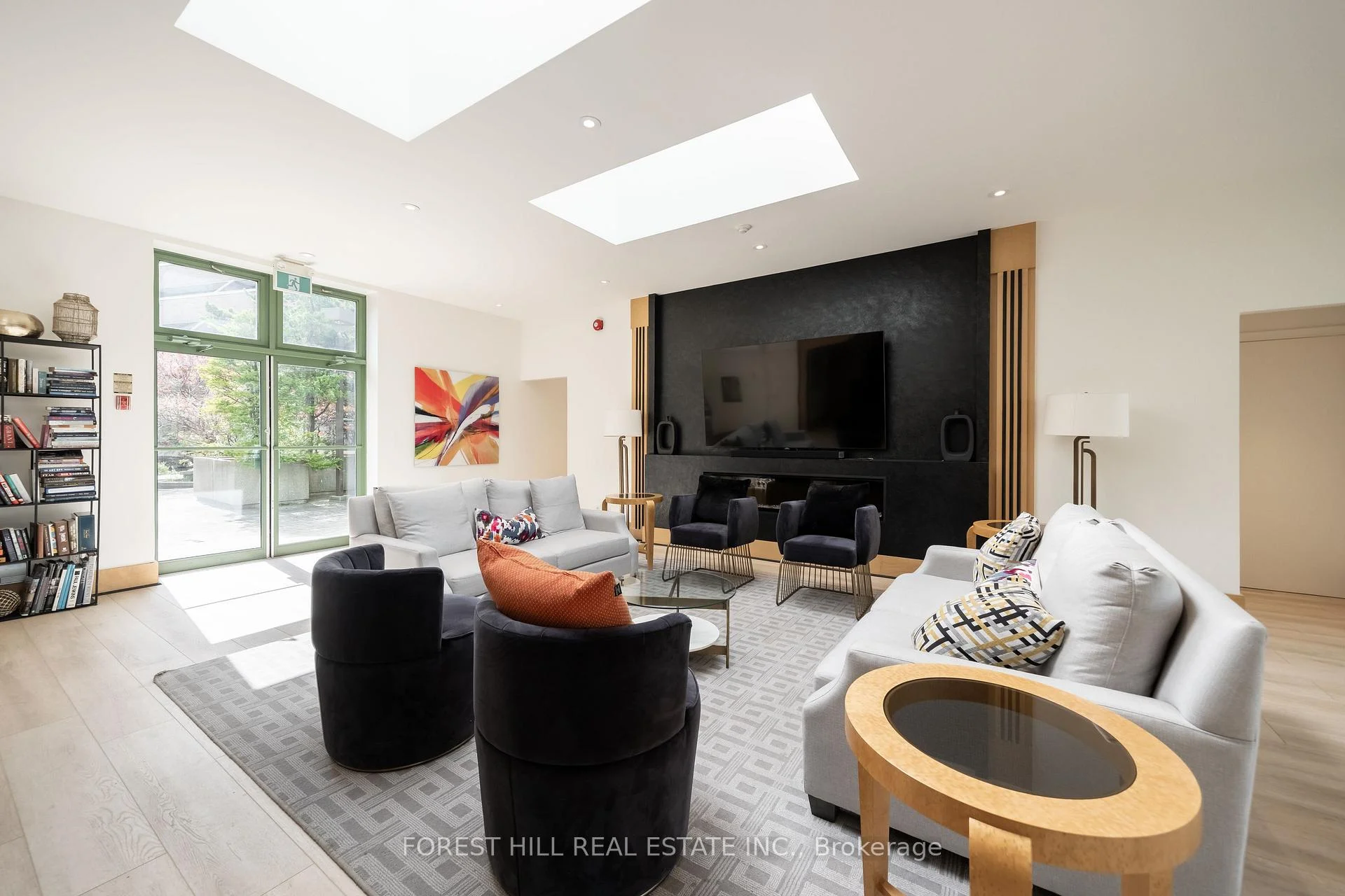 Photo 33 of Unit 215, 77 Avenue Road, Toronto, The Annex — HOMEH