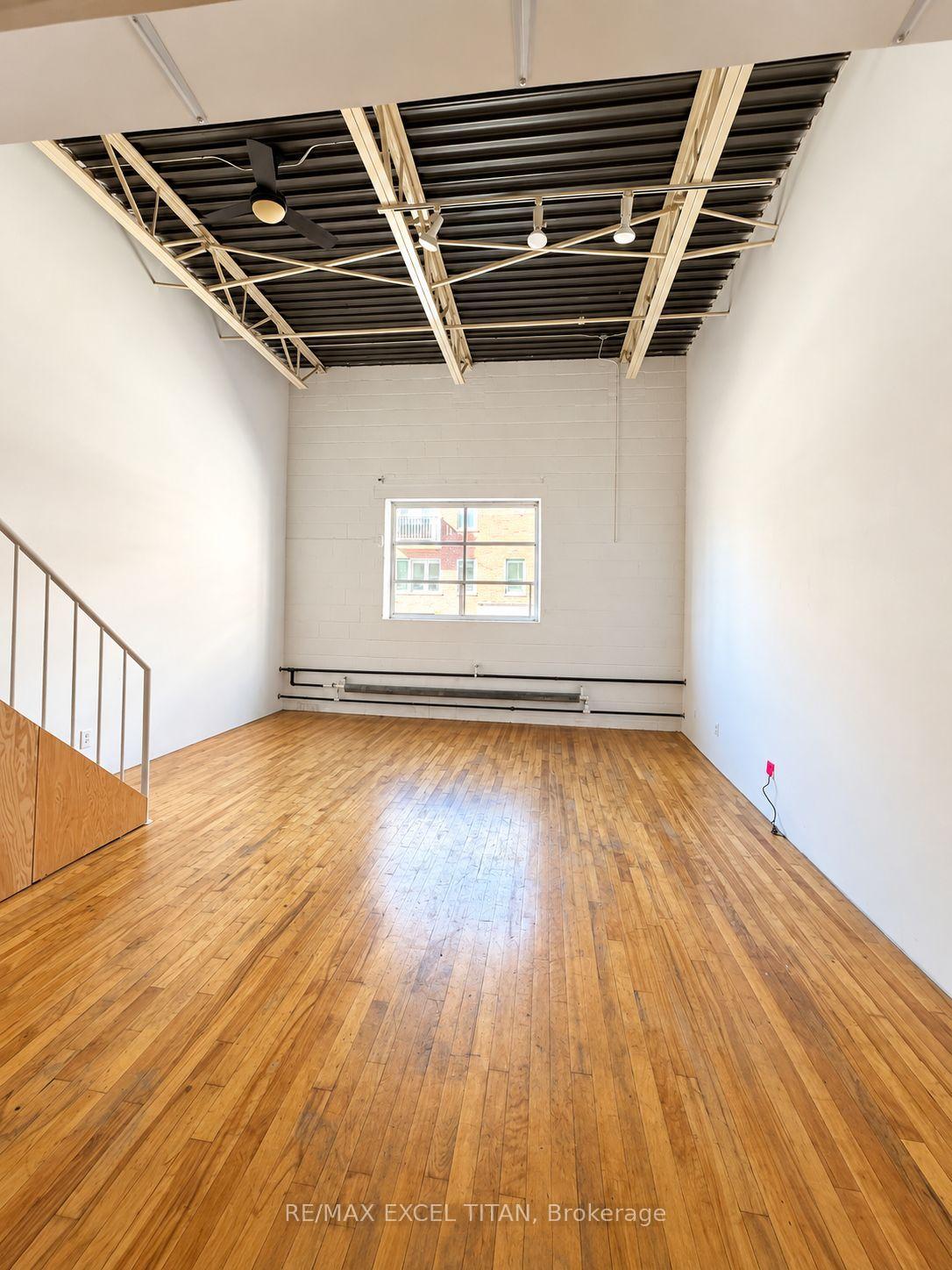 Photo 4 of Unit 213, 227 Sterling Road E, Toronto, Dufferin Grove — HOMEH