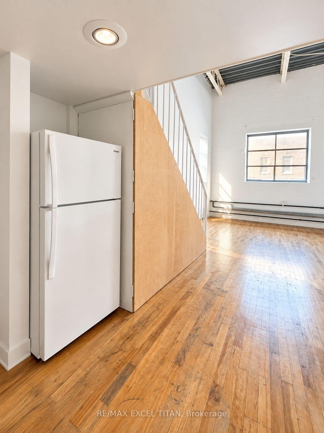Photo 7 of Unit 213, 227 Sterling Road E, Toronto, Dufferin Grove — HOMEH