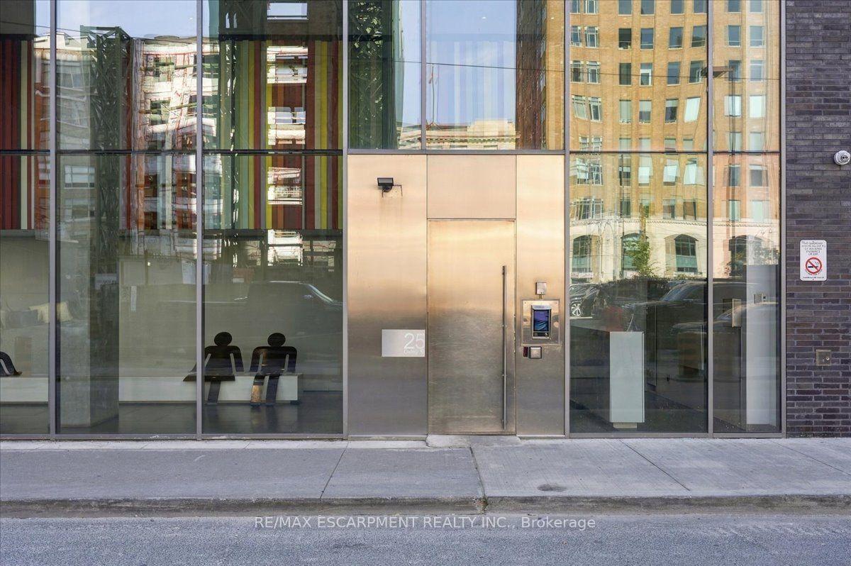 Photo 4 of Unit 613, 25 Oxley Street, Toronto, Waterfront Communities — HOMEH