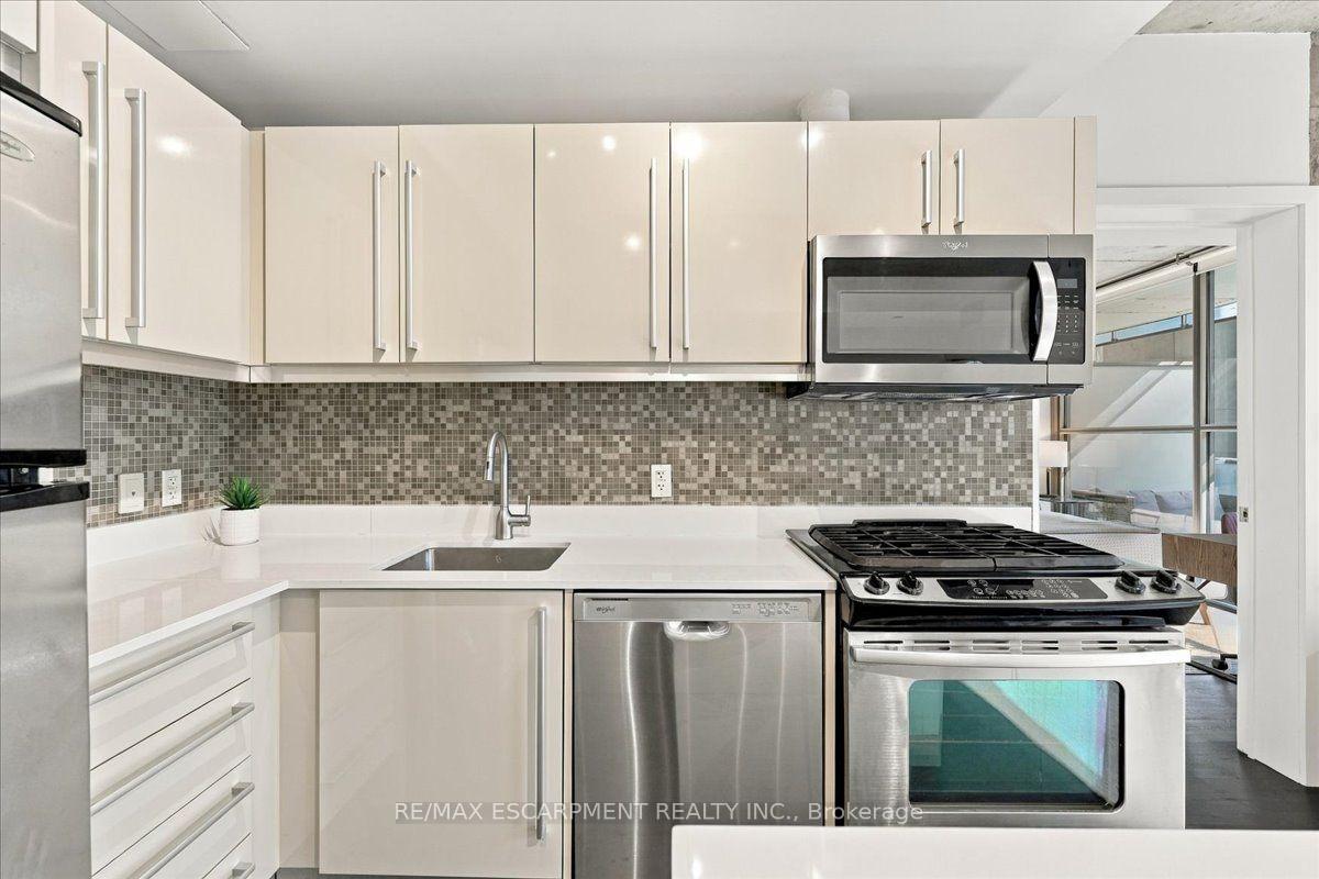Photo 11 of Unit 613, 25 Oxley Street, Toronto, Waterfront Communities — HOMEH