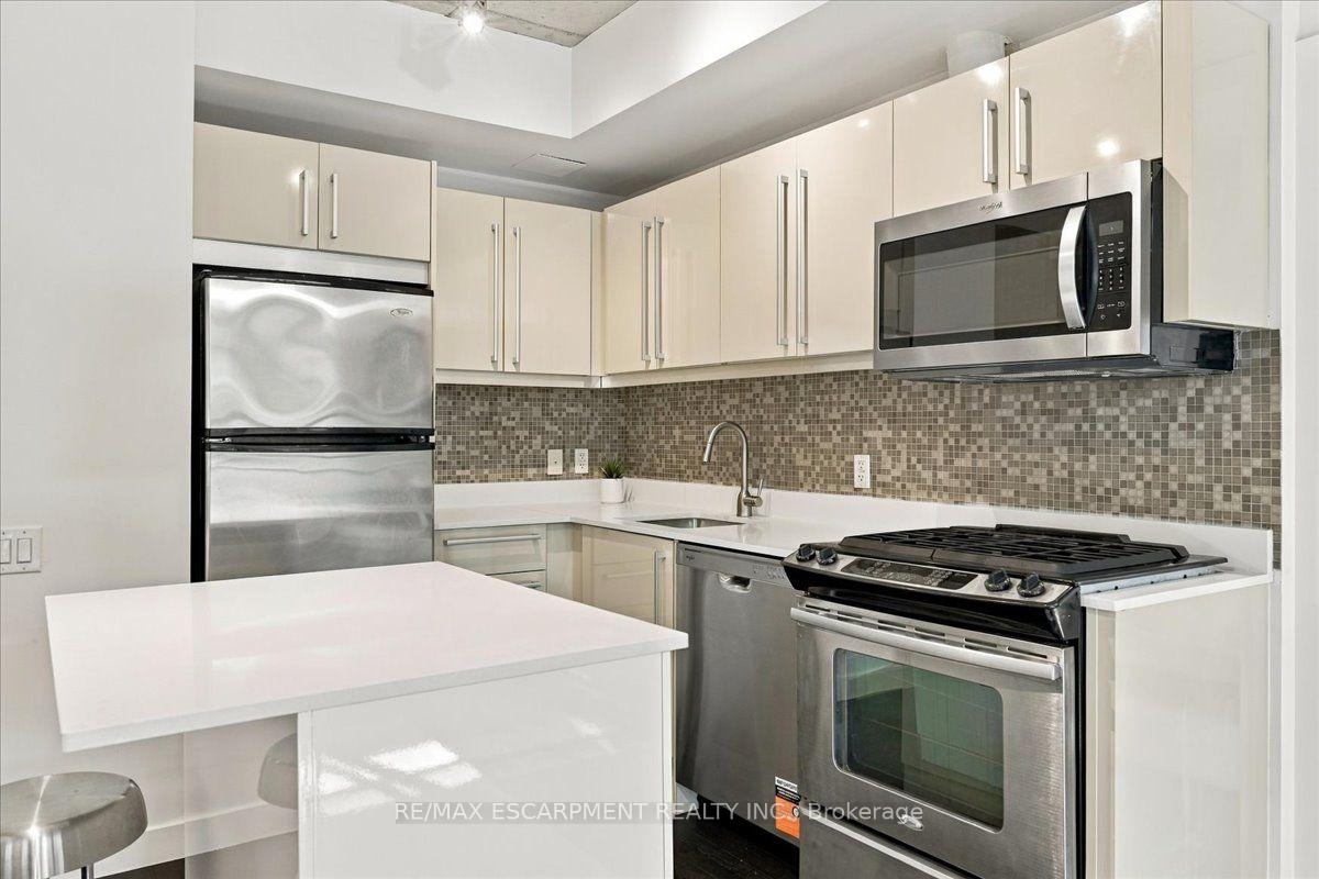 Photo 12 of Unit 613, 25 Oxley Street, Toronto, Waterfront Communities — HOMEH