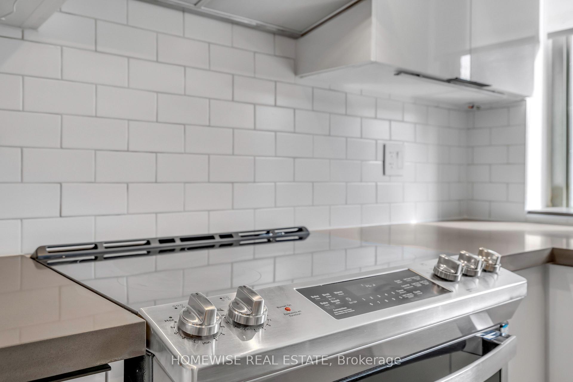 Photo 10 of Unit 203, 1340 King Street W, Toronto, South Parkdale — HOMEH