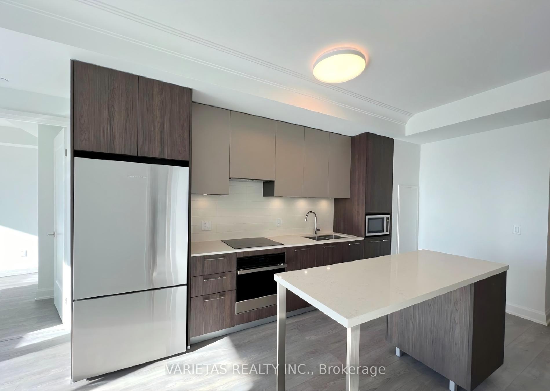 Photo 2 of Unit 1006, 8 Water Walk Drive, Markham, Unionville — HOMEH