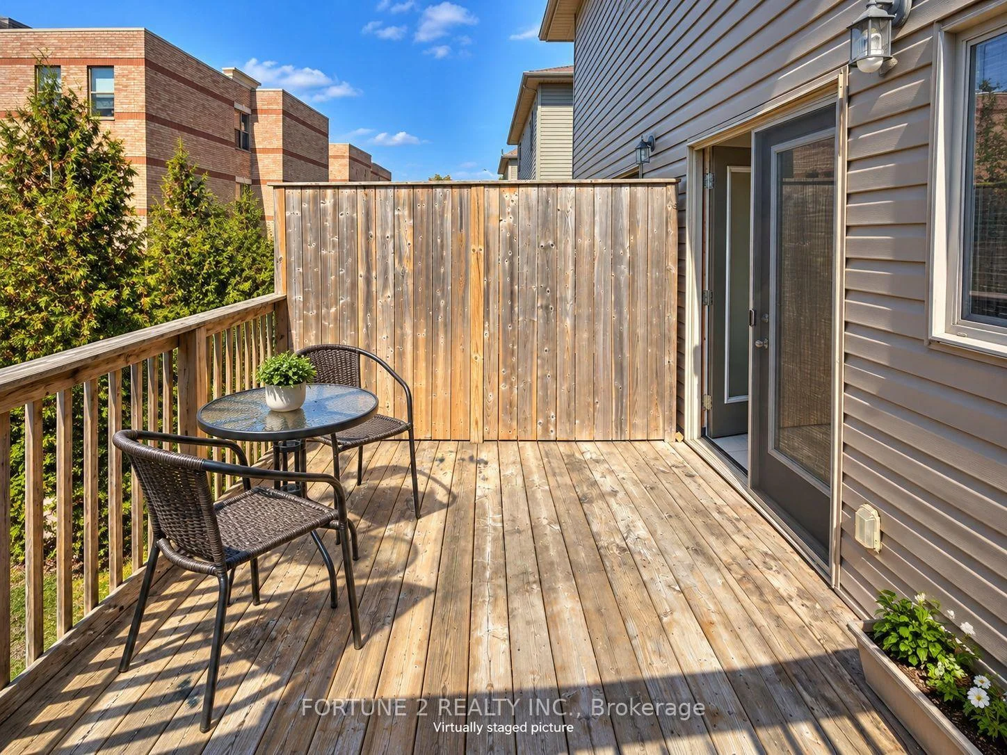 Photo 13 of Unit 11, 3200 Singleton Avenue, London, South W — HOMEH