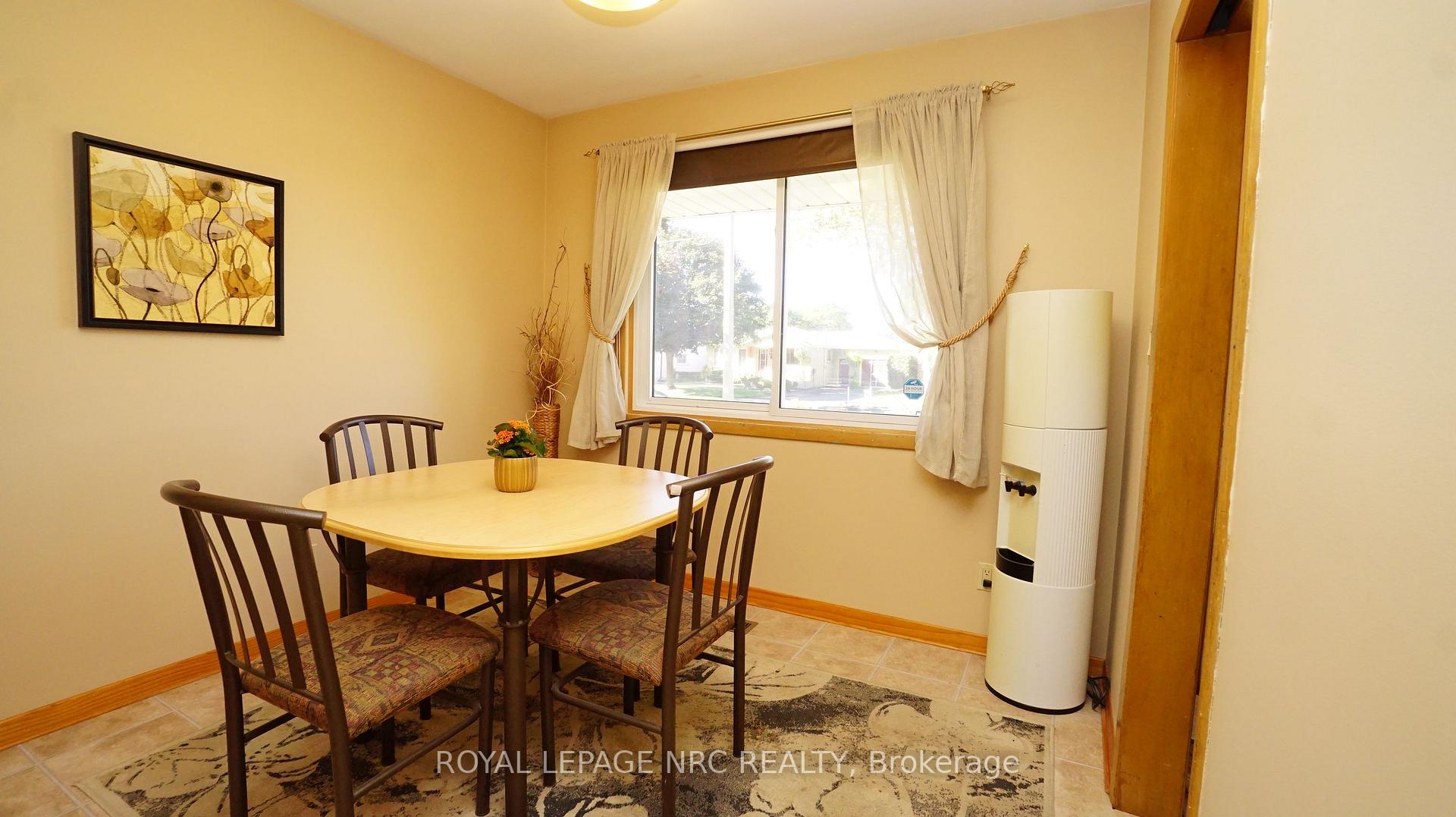 Photo 20 of 7030 Whitman Avenue, Niagara Falls, Arad/Fallsview — HOMEH