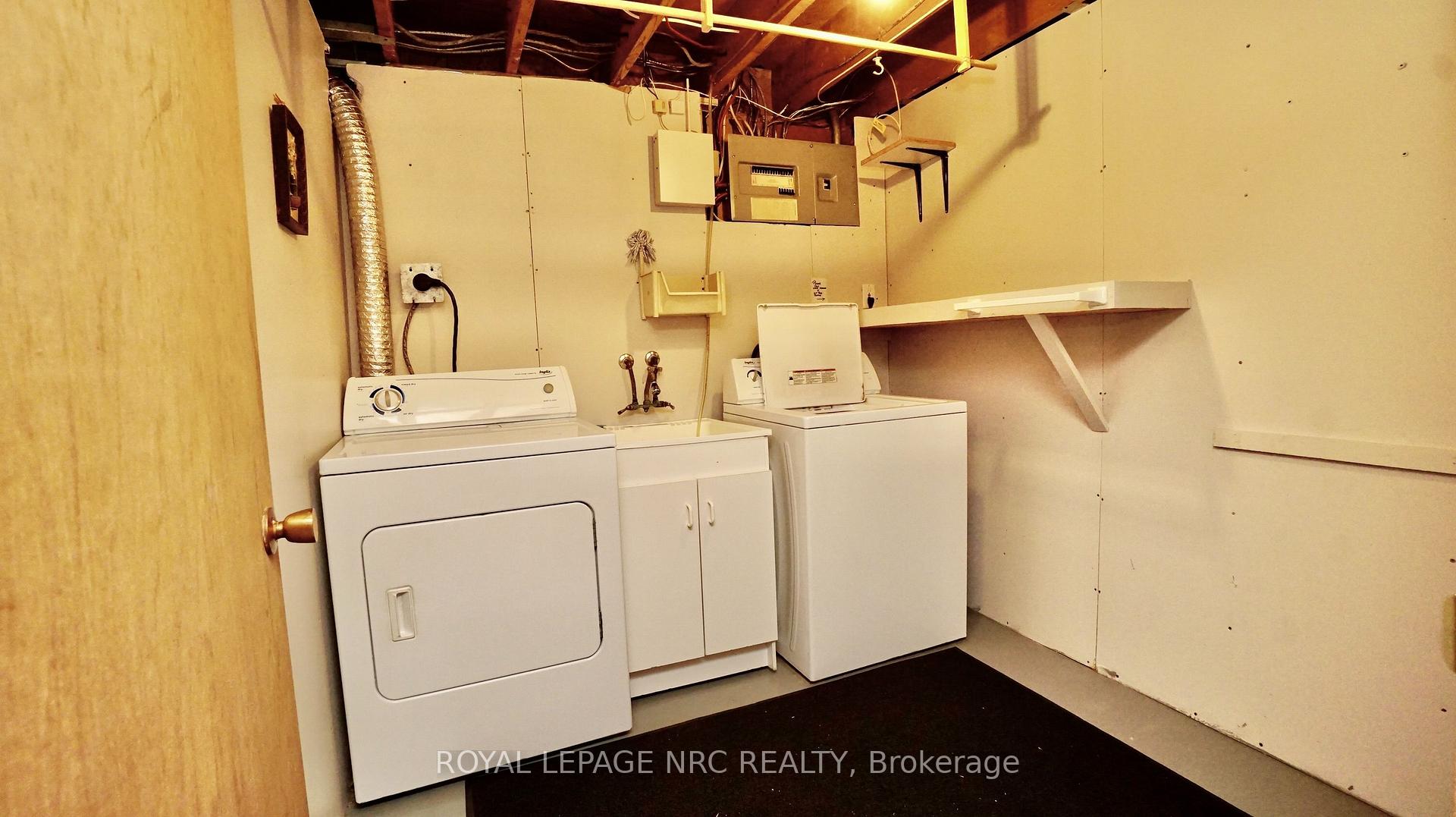 Photo 46 of 7030 Whitman Avenue, Niagara Falls, Arad/Fallsview — HOMEH