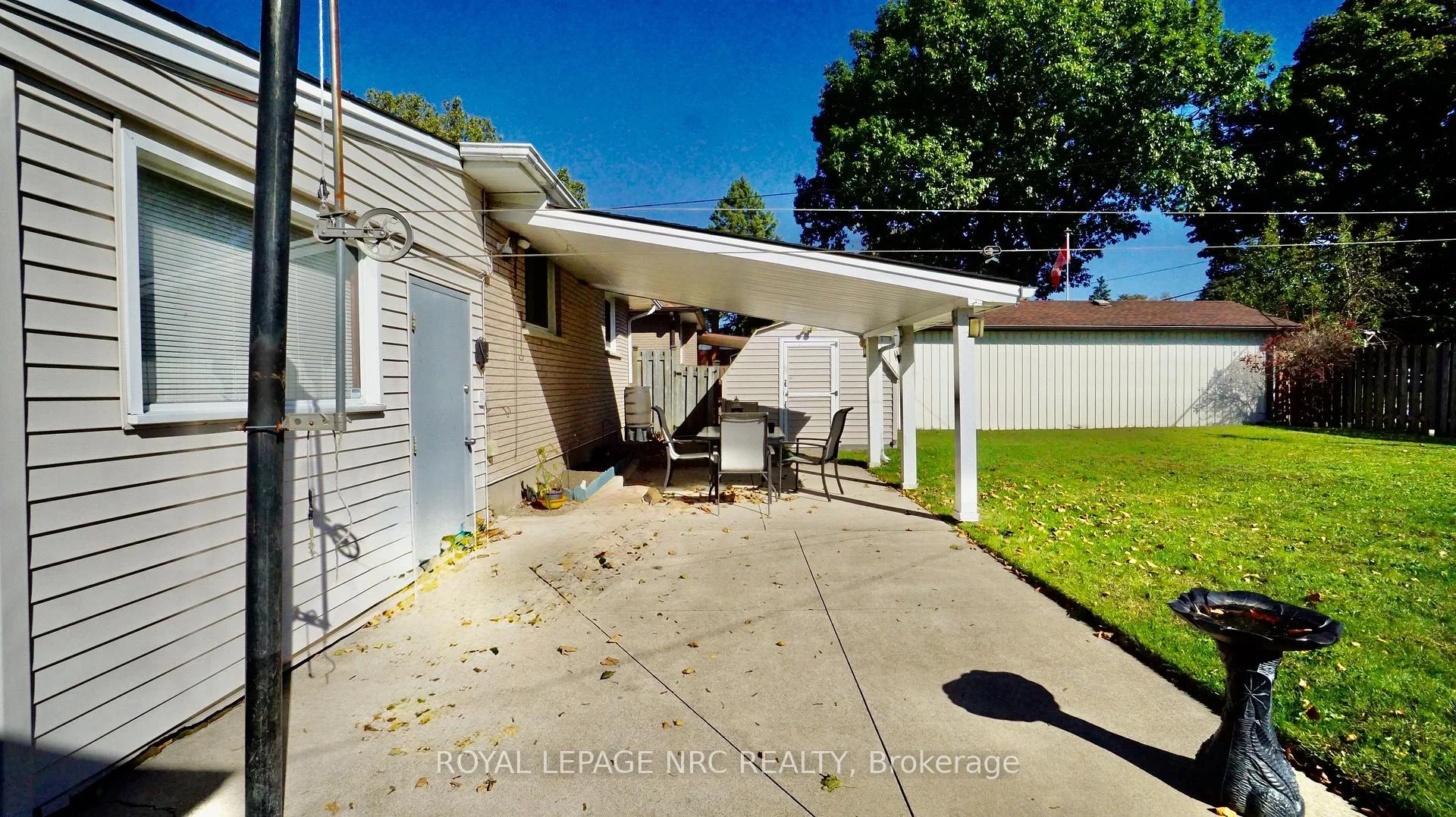 Photo 7 of 7030 Whitman Avenue, Niagara Falls, Arad/Fallsview — HOMEH