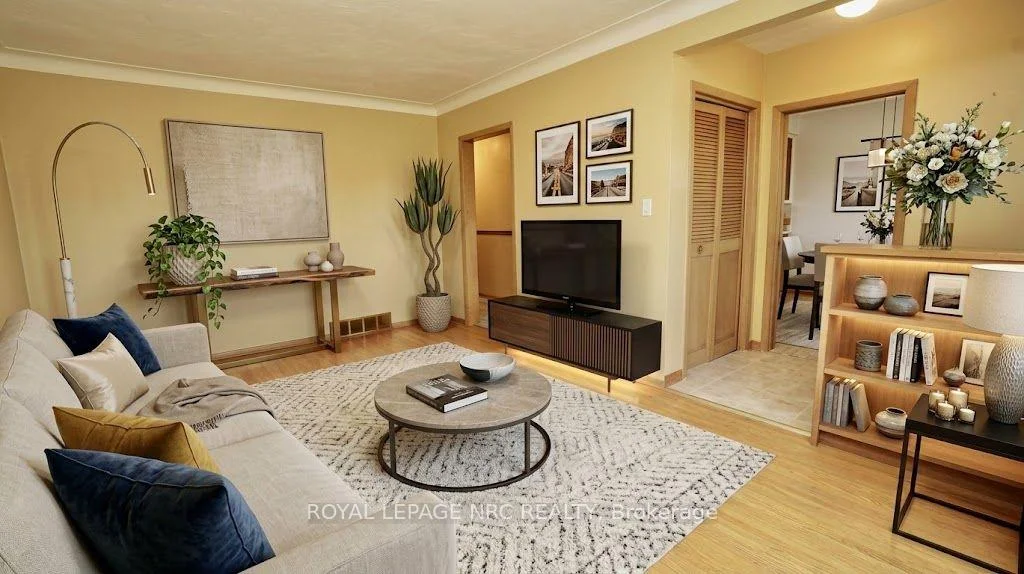 Photo 16 of 7030 Whitman Avenue, Niagara Falls, Arad/Fallsview — HOMEH