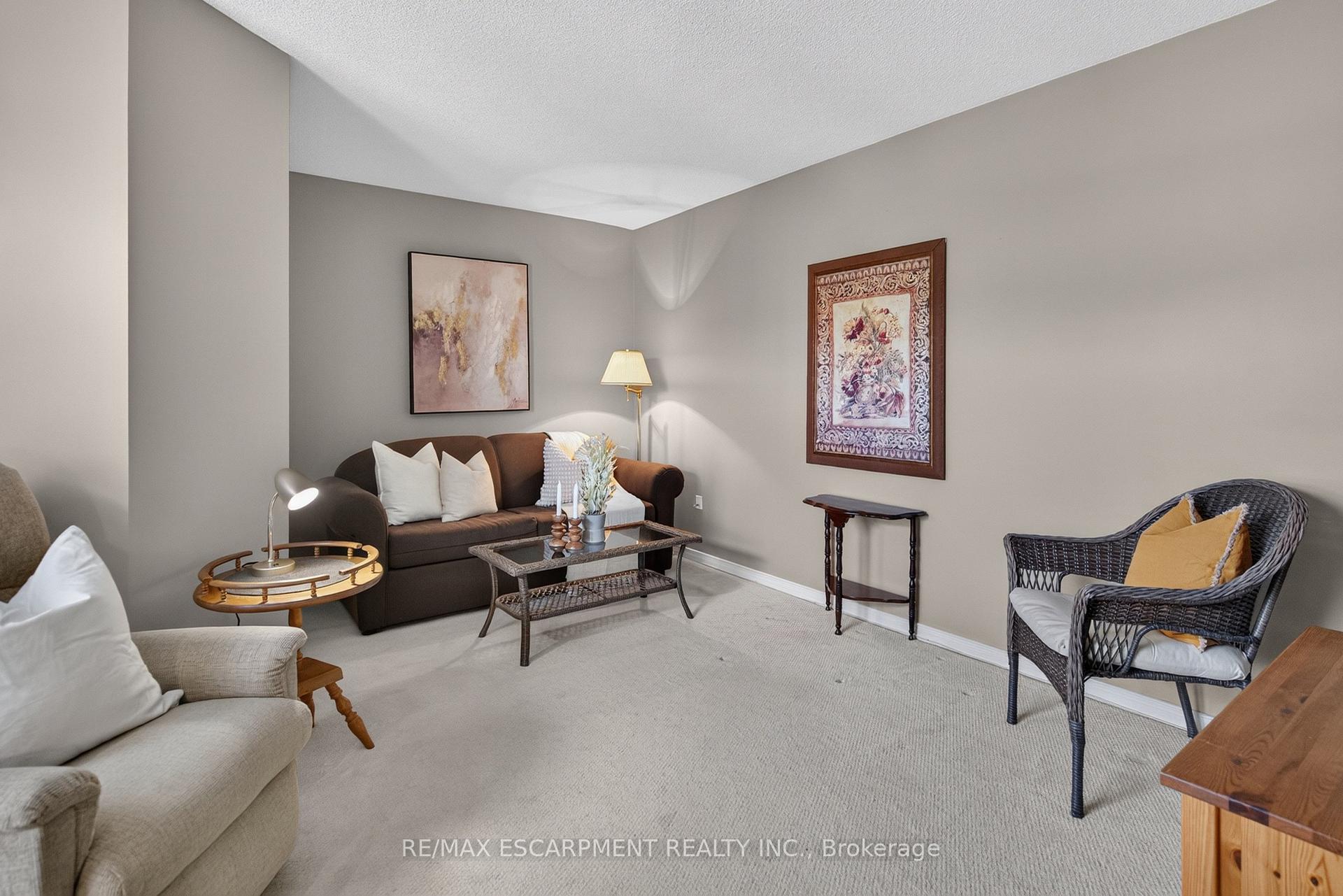 Photo 15 of Unit B404, 216 Plains Road W, Burlington, Bayview — HOMEH