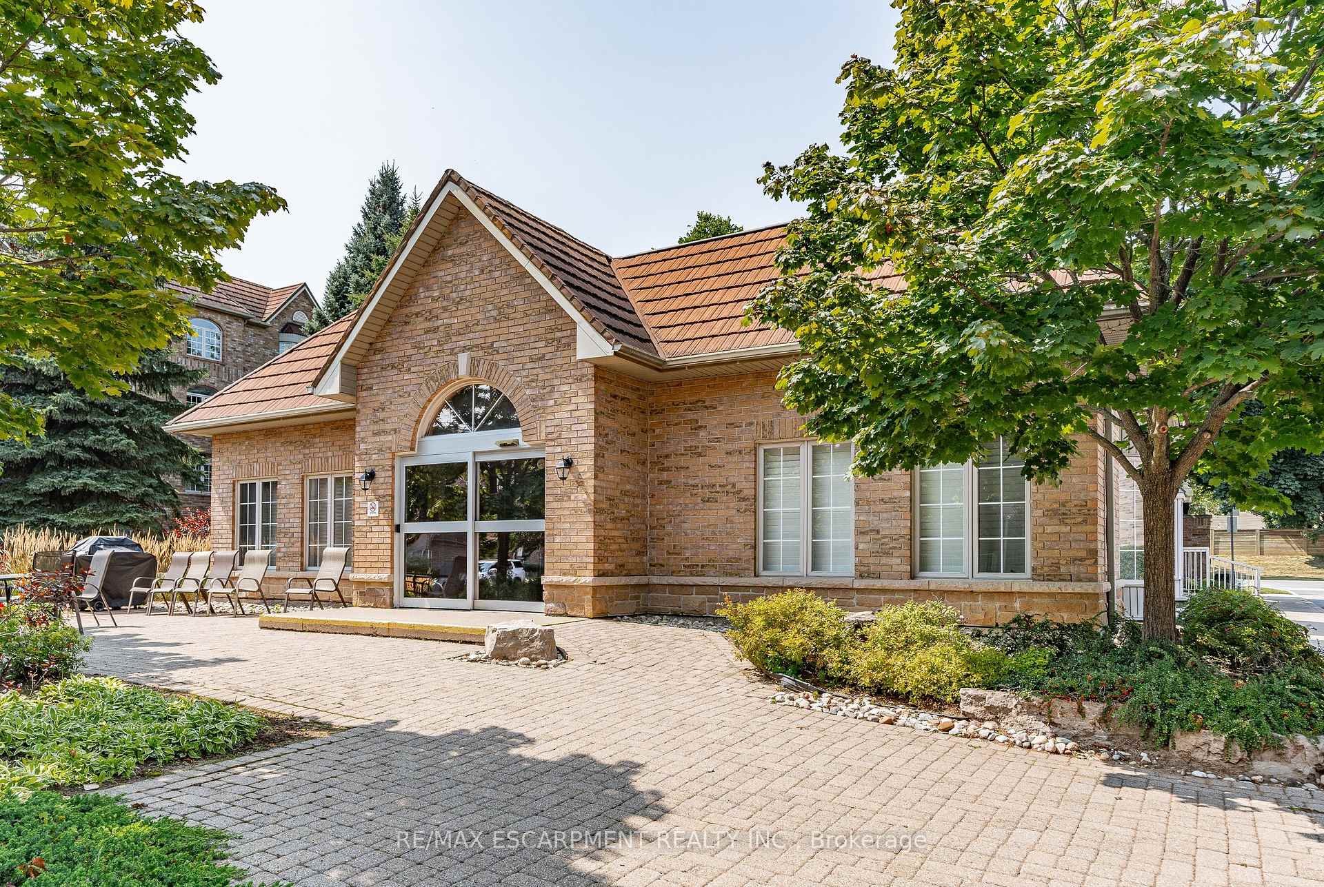 Photo 25 of Unit B404, 216 Plains Road W, Burlington, Bayview — HOMEH