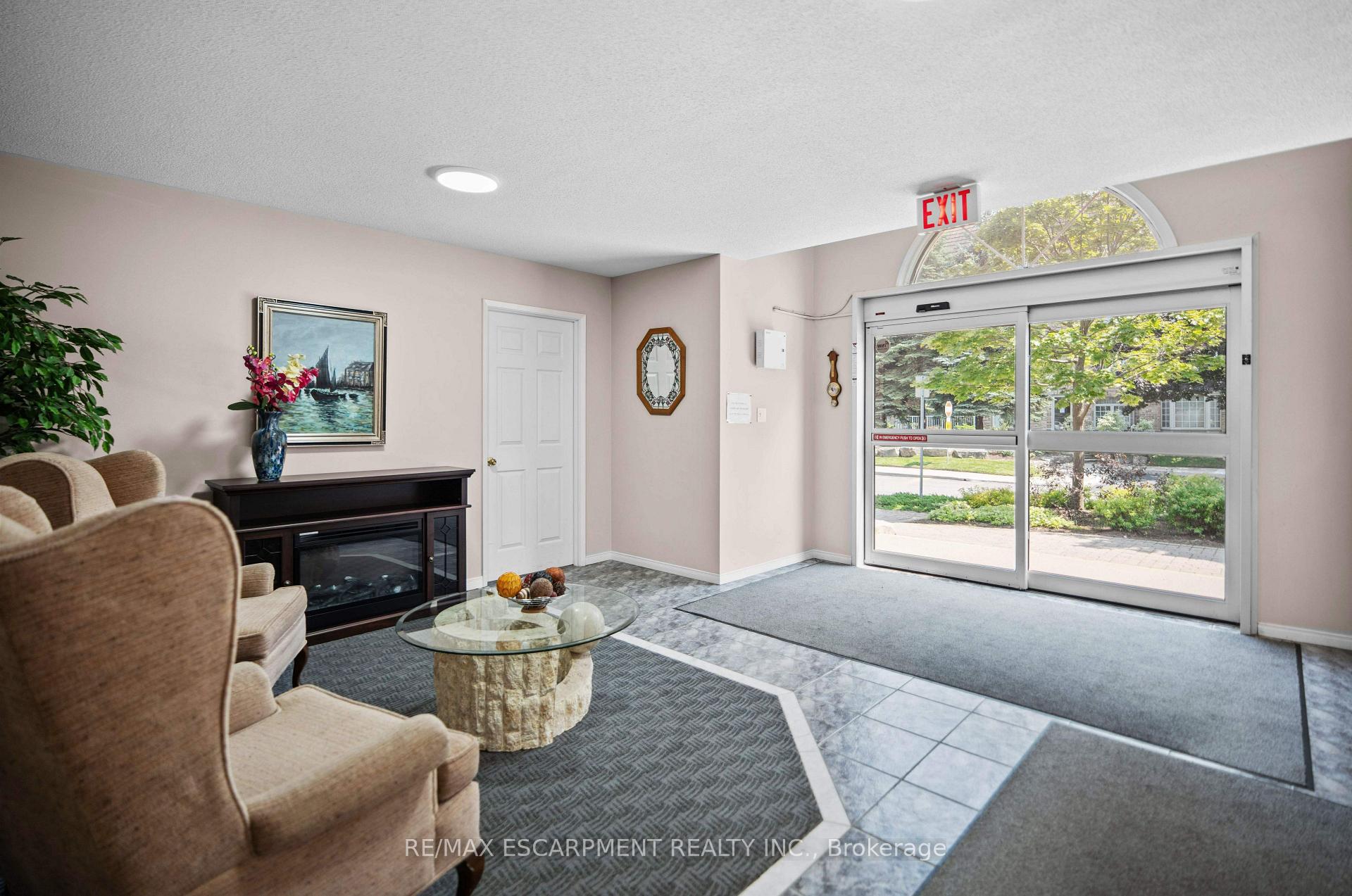 Photo 26 of Unit B404, 216 Plains Road W, Burlington, Bayview — HOMEH