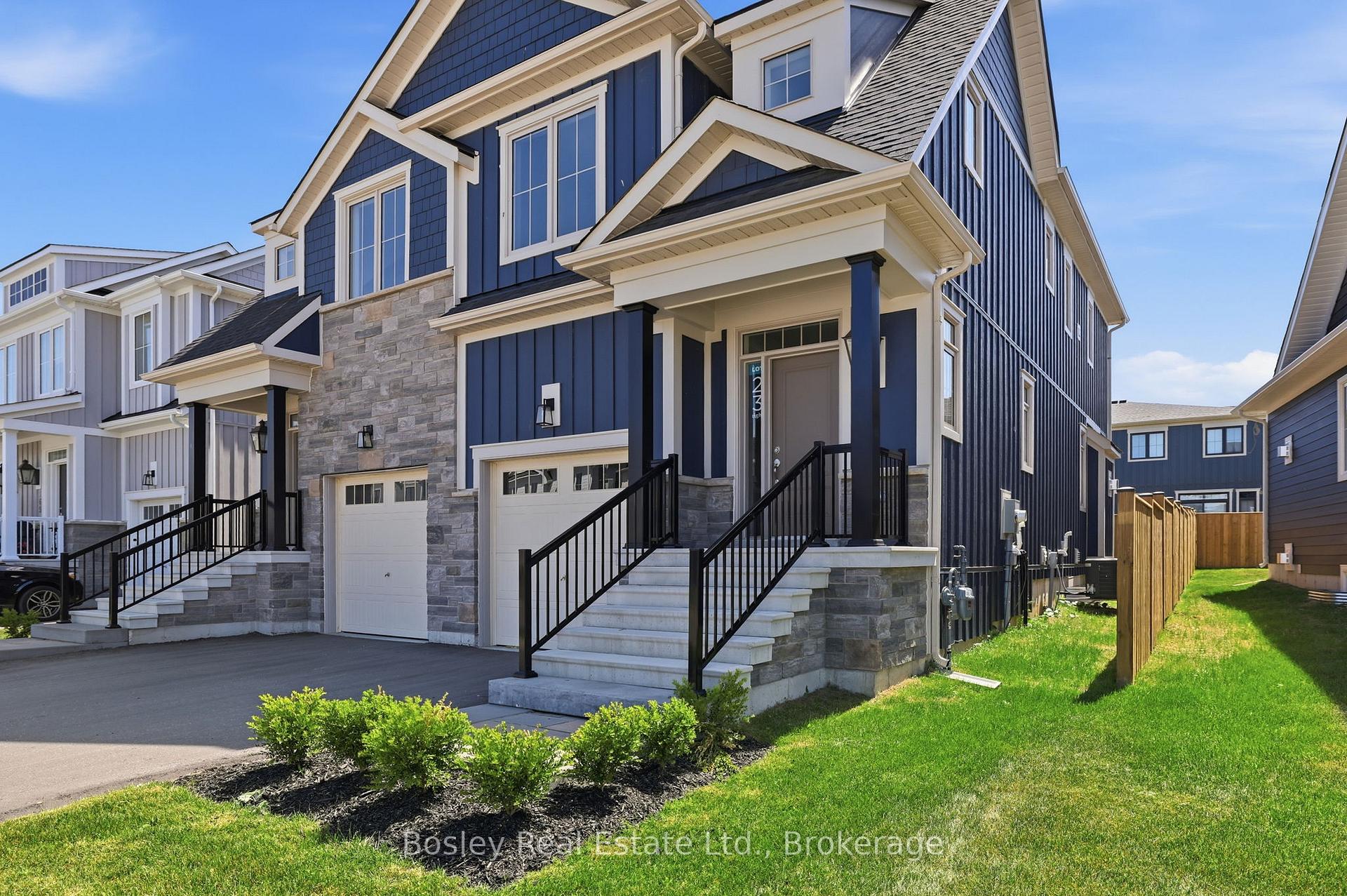 Photo 2 of 165 Sugar Maple Street, Blue Mountains — HOMEH