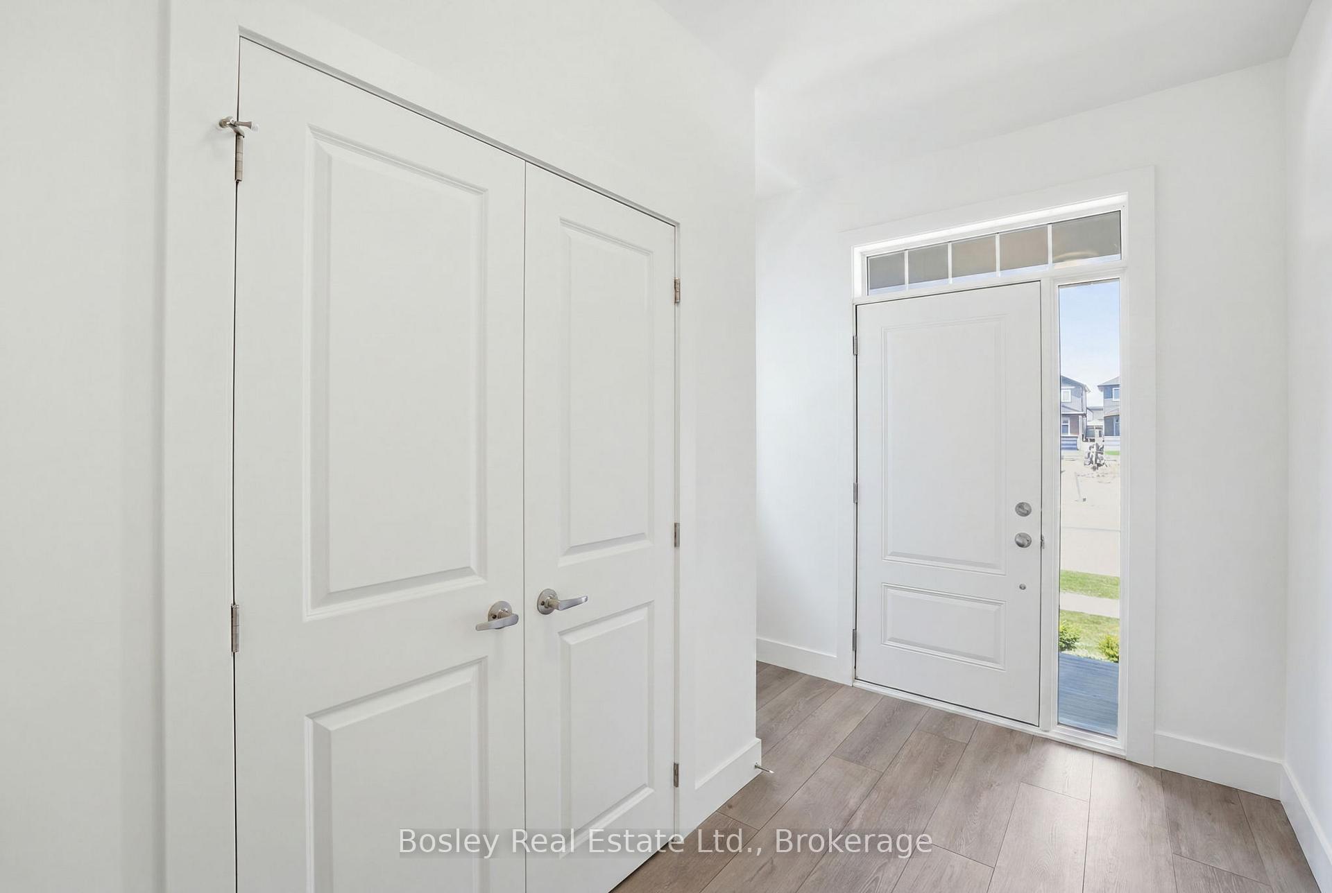 Photo 4 of 165 Sugar Maple Street, Blue Mountains — HOMEH