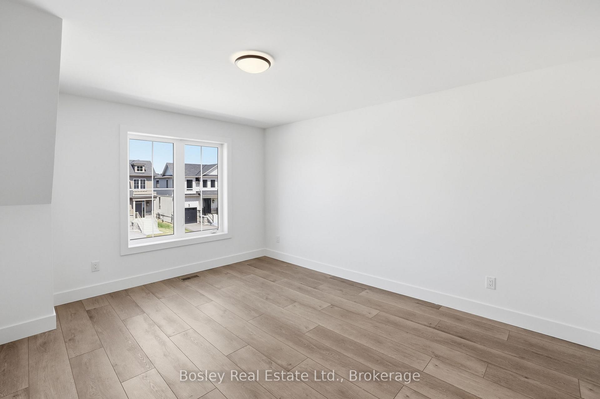 Photo 17 of 165 Sugar Maple Street, Blue Mountains — HOMEH