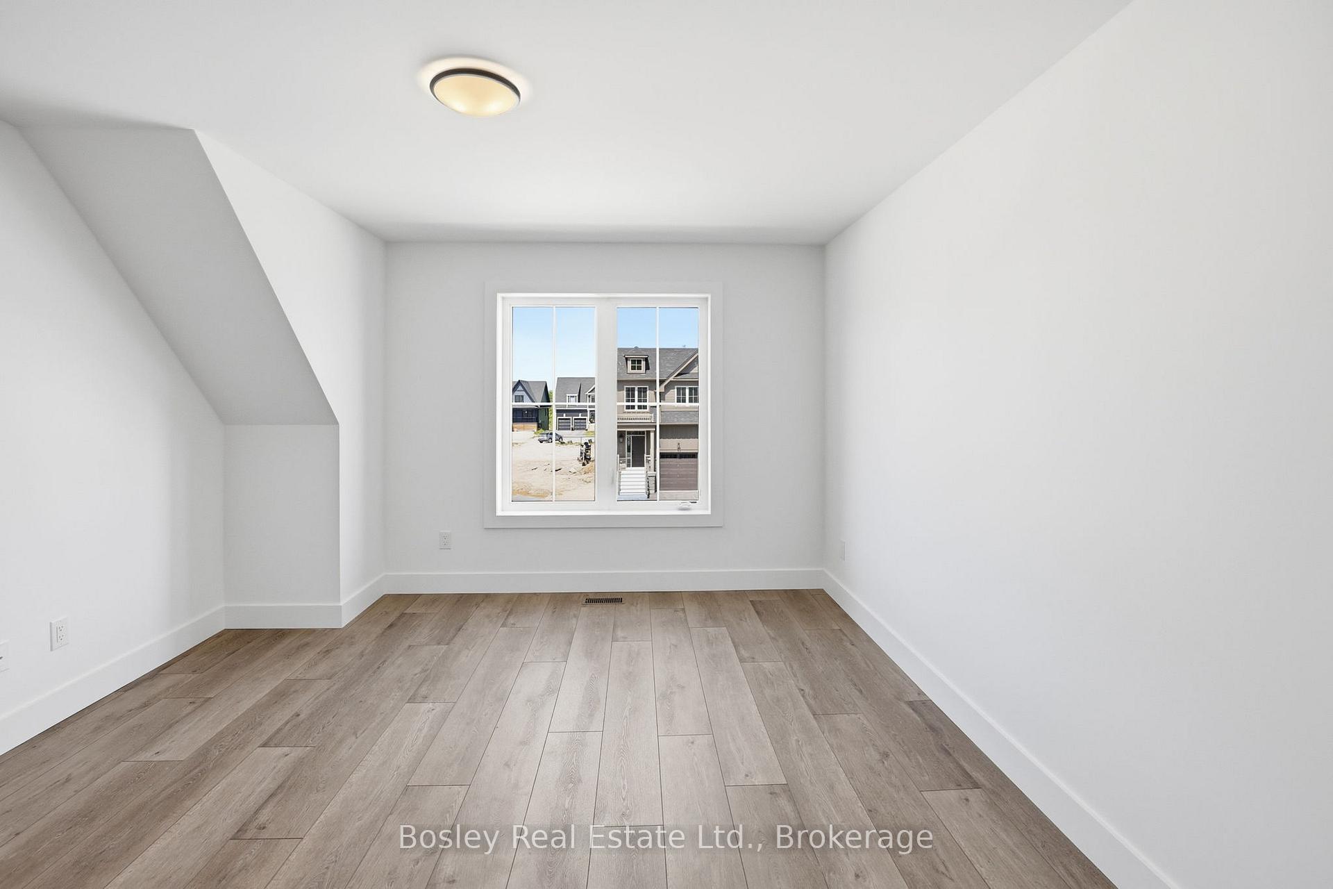 Photo 18 of 165 Sugar Maple Street, Blue Mountains — HOMEH