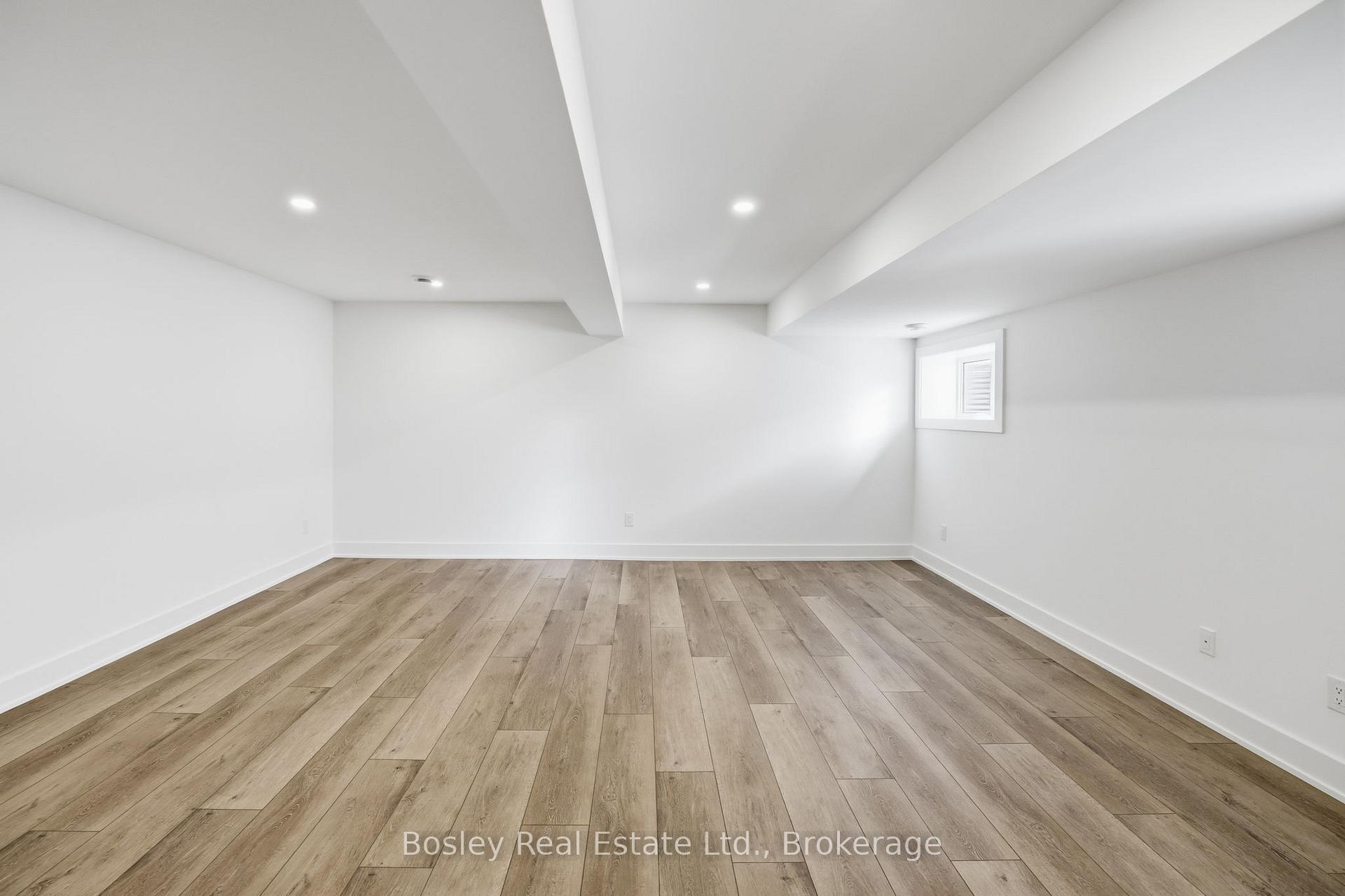 Photo 33 of 165 Sugar Maple Street, Blue Mountains — HOMEH