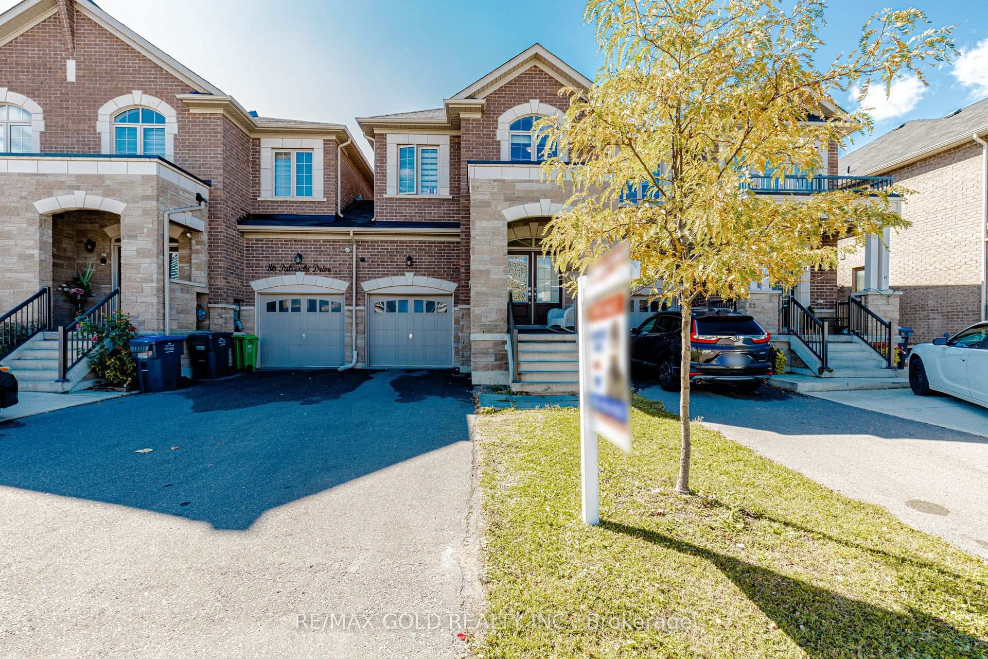 Photo 3 of 84 Palleschi Drive, Brampton, Bram East — HOMEH