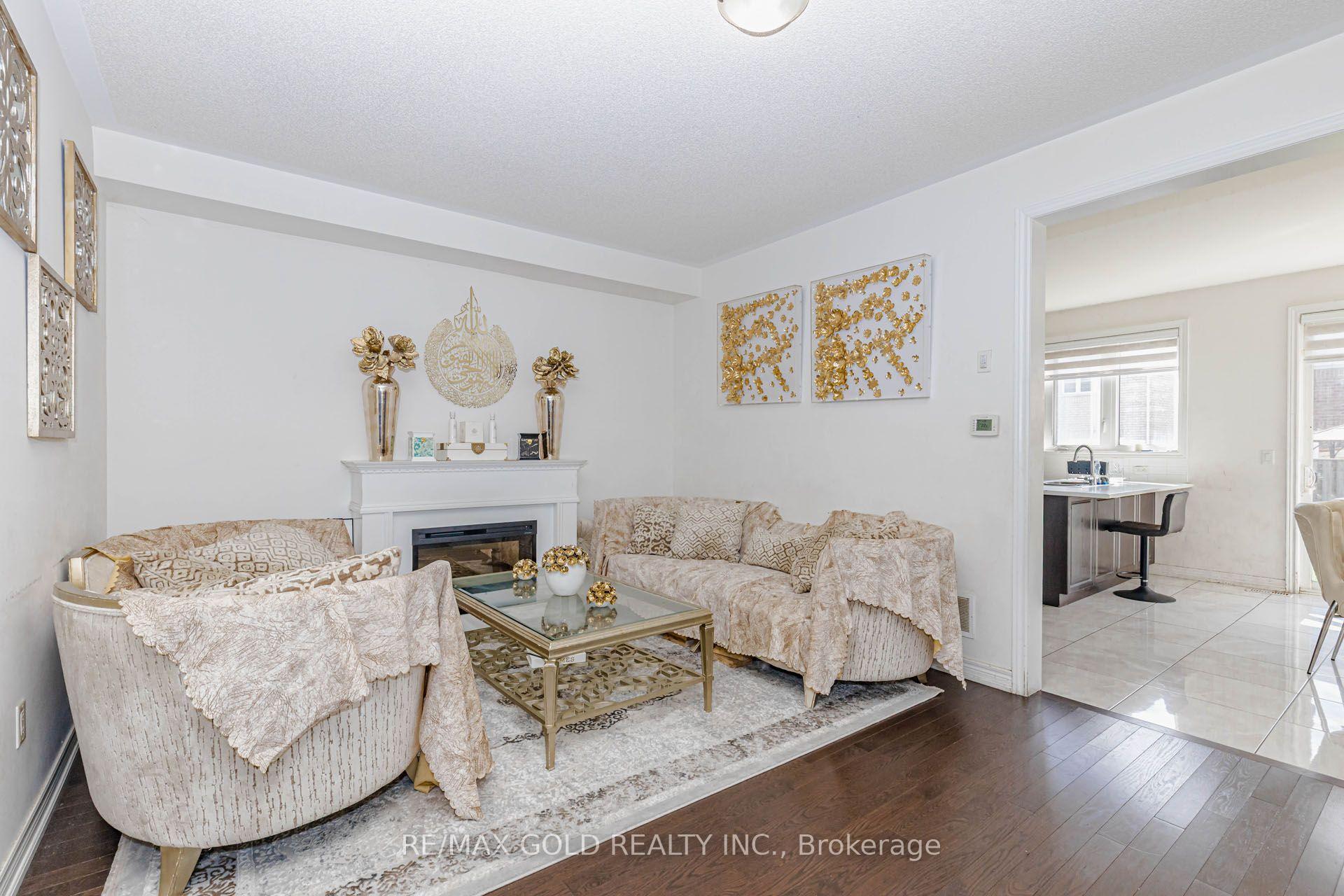 Photo 11 of 84 Palleschi Drive, Brampton, Bram East — HOMEH