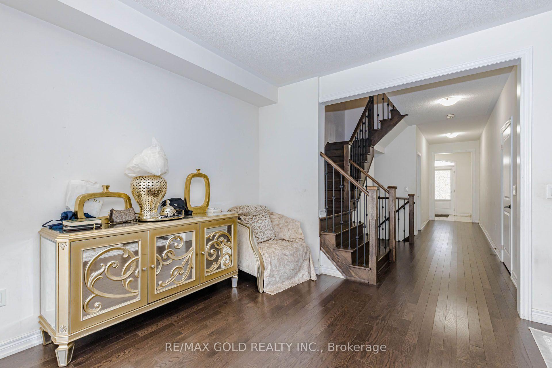 Photo 15 of 84 Palleschi Drive, Brampton, Bram East — HOMEH