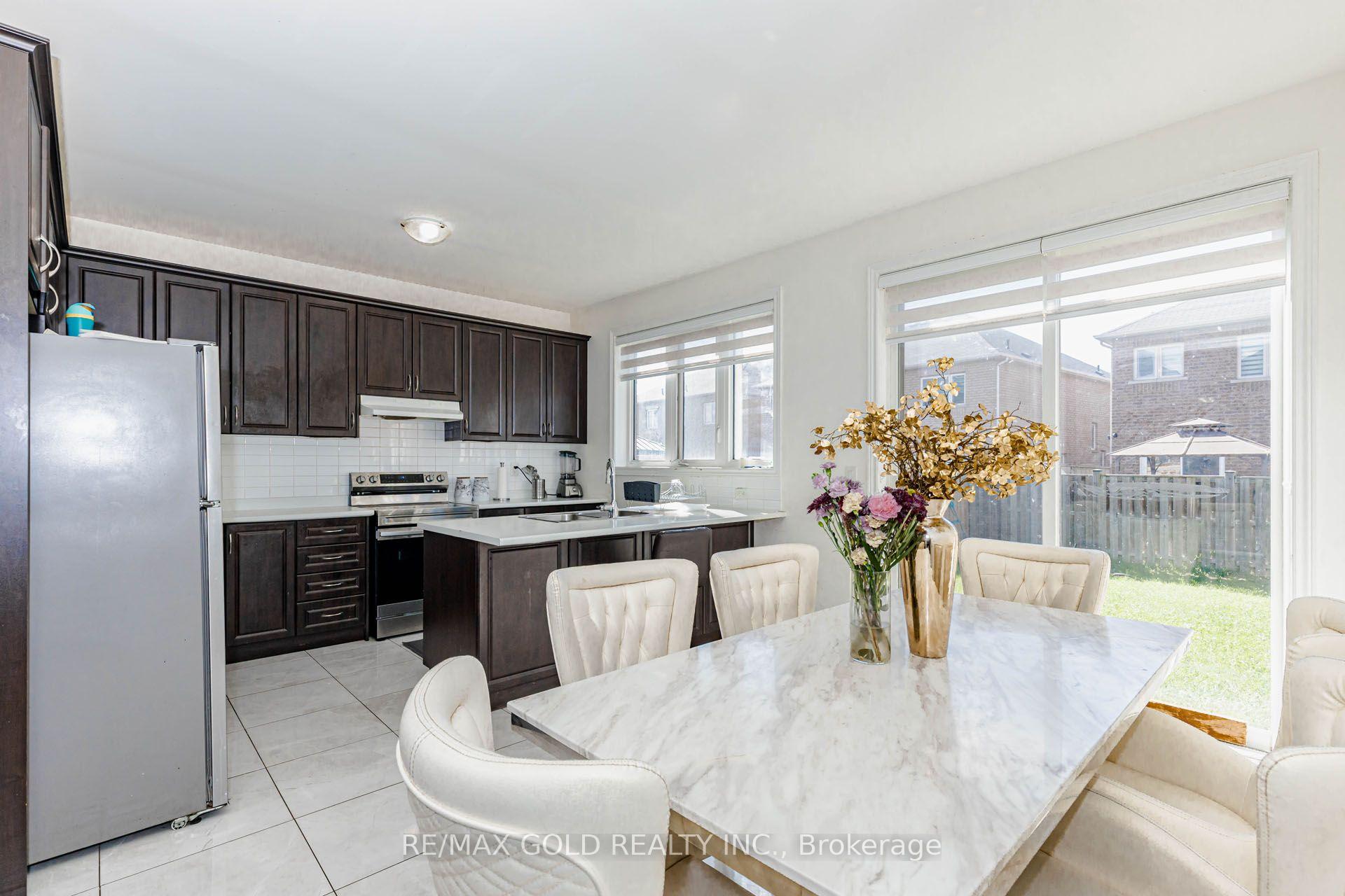 Photo 17 of 84 Palleschi Drive, Brampton, Bram East — HOMEH