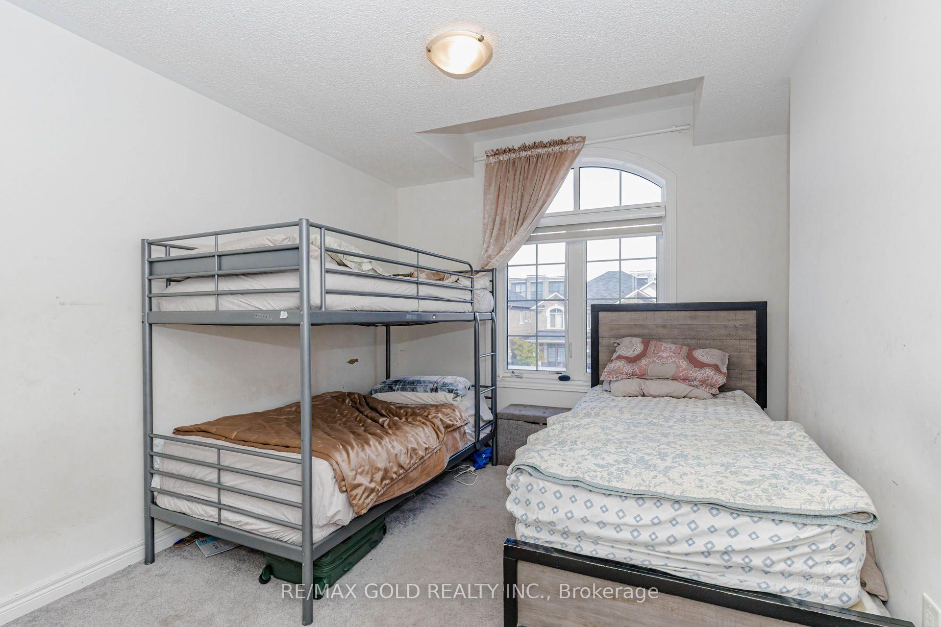 Photo 37 of 84 Palleschi Drive, Brampton, Bram East — HOMEH