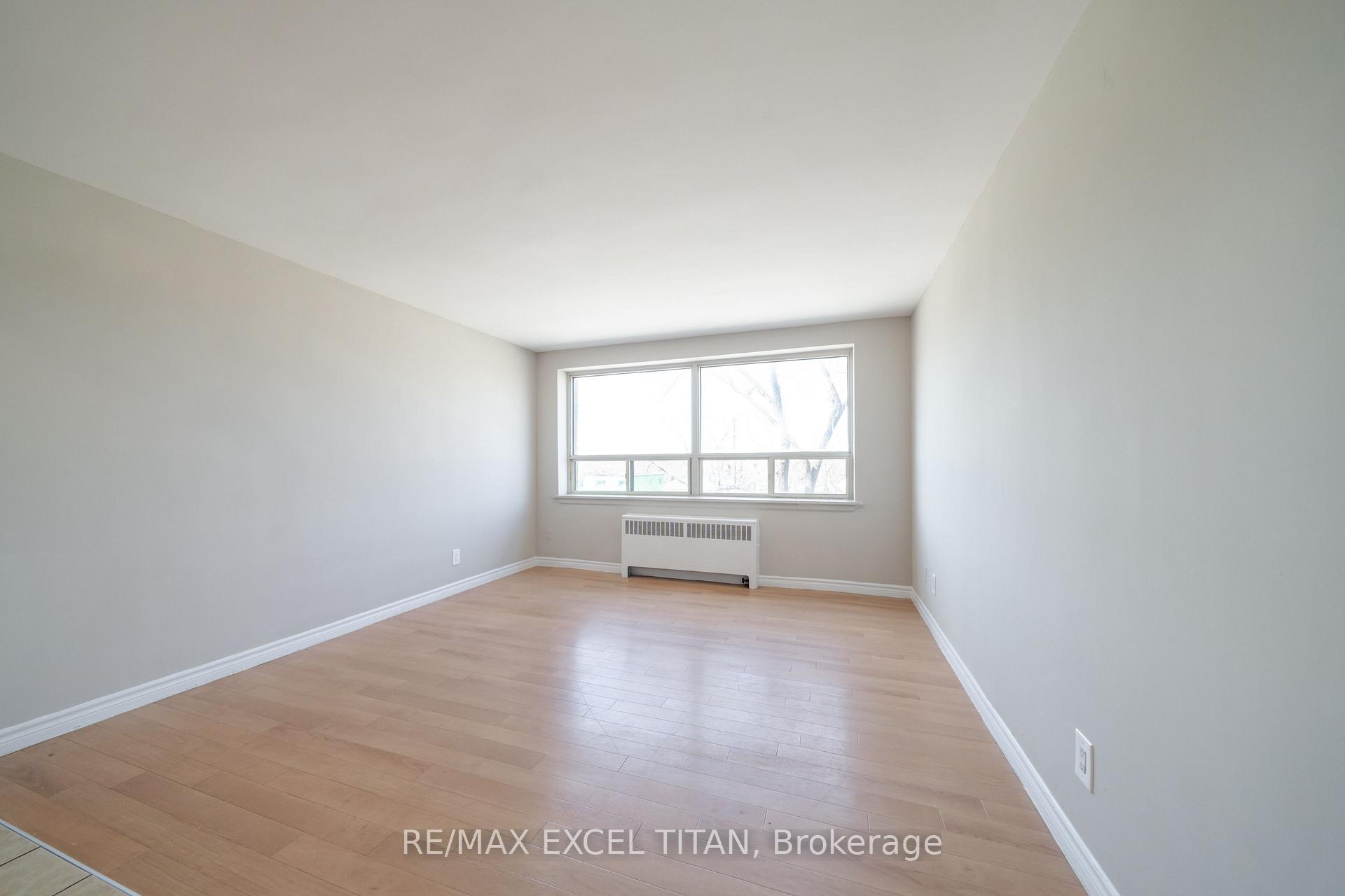 Photo 4 of Unit 136D, 468 Ottawa Street, Hamilton, Corktown — HOMEH