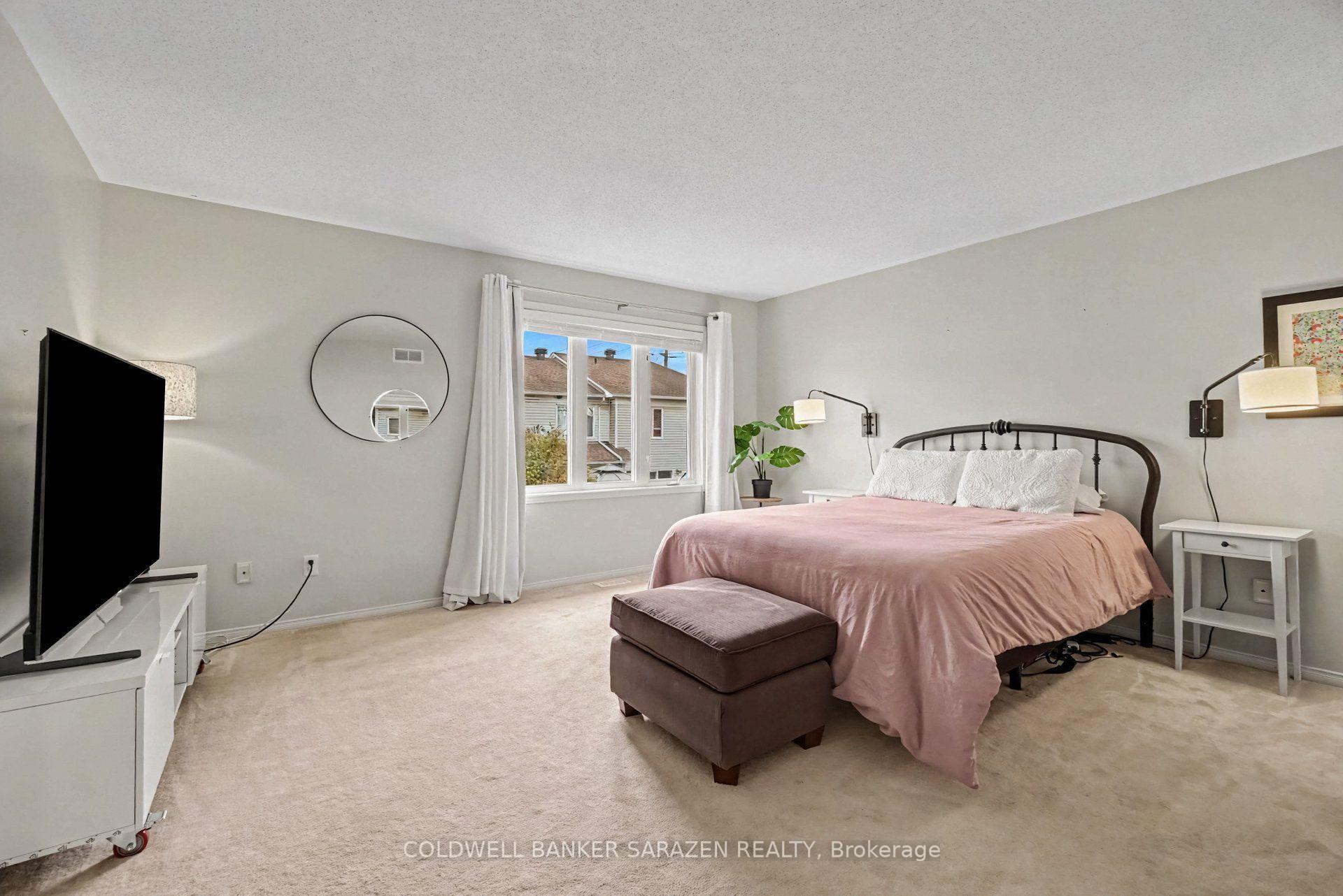 Photo 11 of 5 Barnstone Drive, Ottawa, Barrhaven East — HOMEH