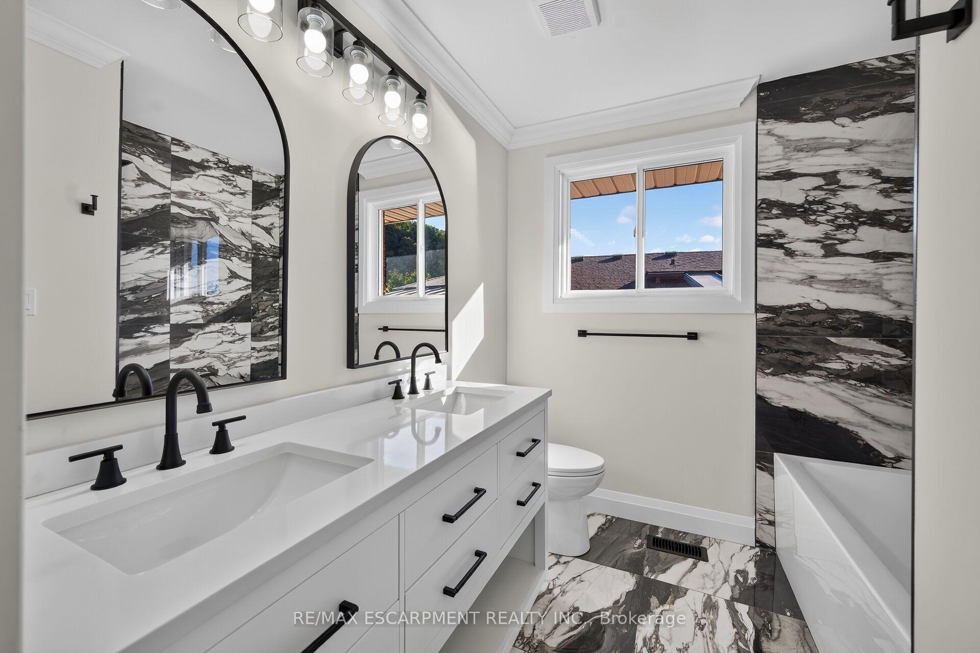 Photo 24 of 100 Marcella Crescent, Hamilton, Gershome — HOMEH
