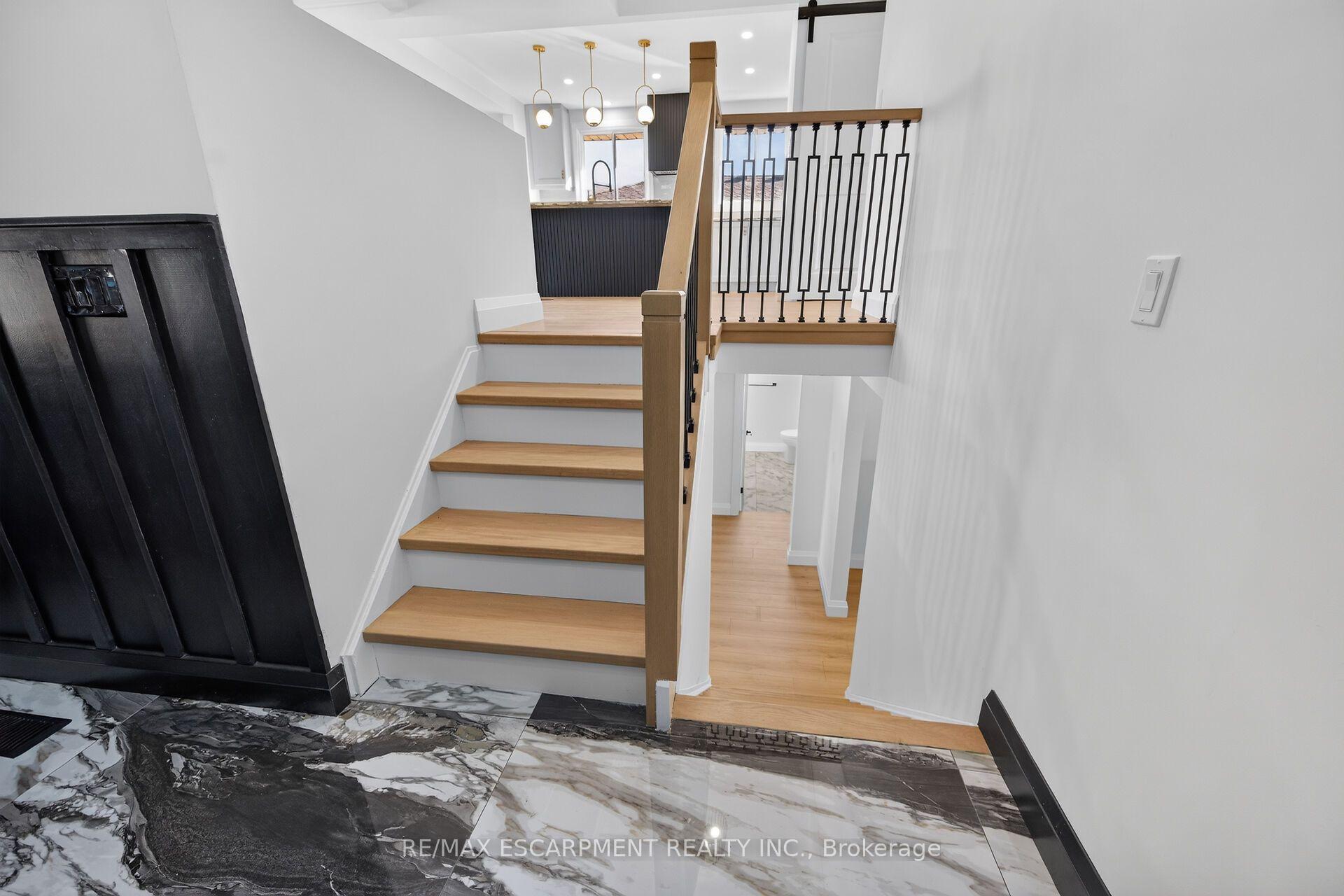 Photo 26 of 100 Marcella Crescent, Hamilton, Gershome — HOMEH