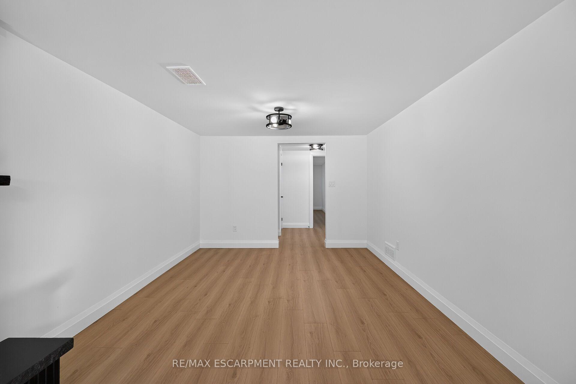 Photo 30 of 100 Marcella Crescent, Hamilton, Gershome — HOMEH