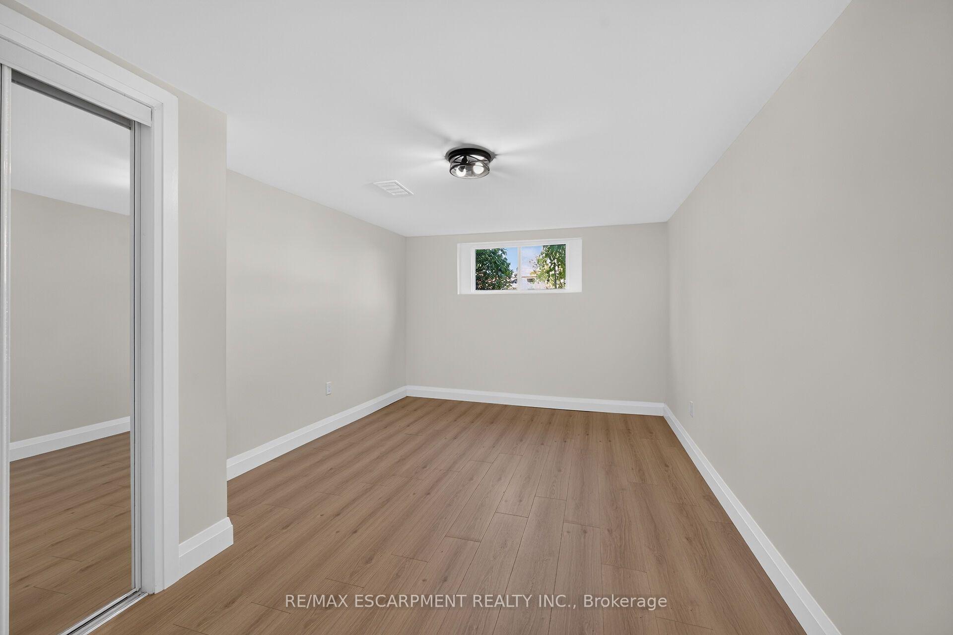 Photo 34 of 100 Marcella Crescent, Hamilton, Gershome — HOMEH