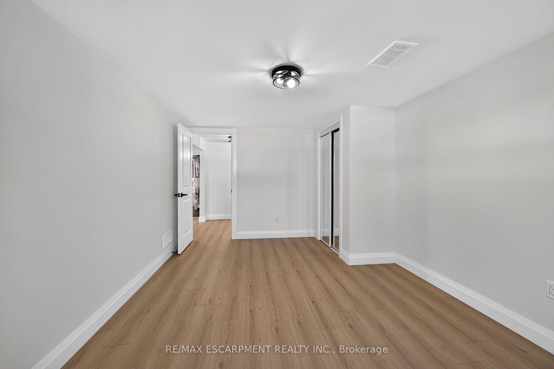 Photo 35 of 100 Marcella Crescent, Hamilton, Gershome — HOMEH