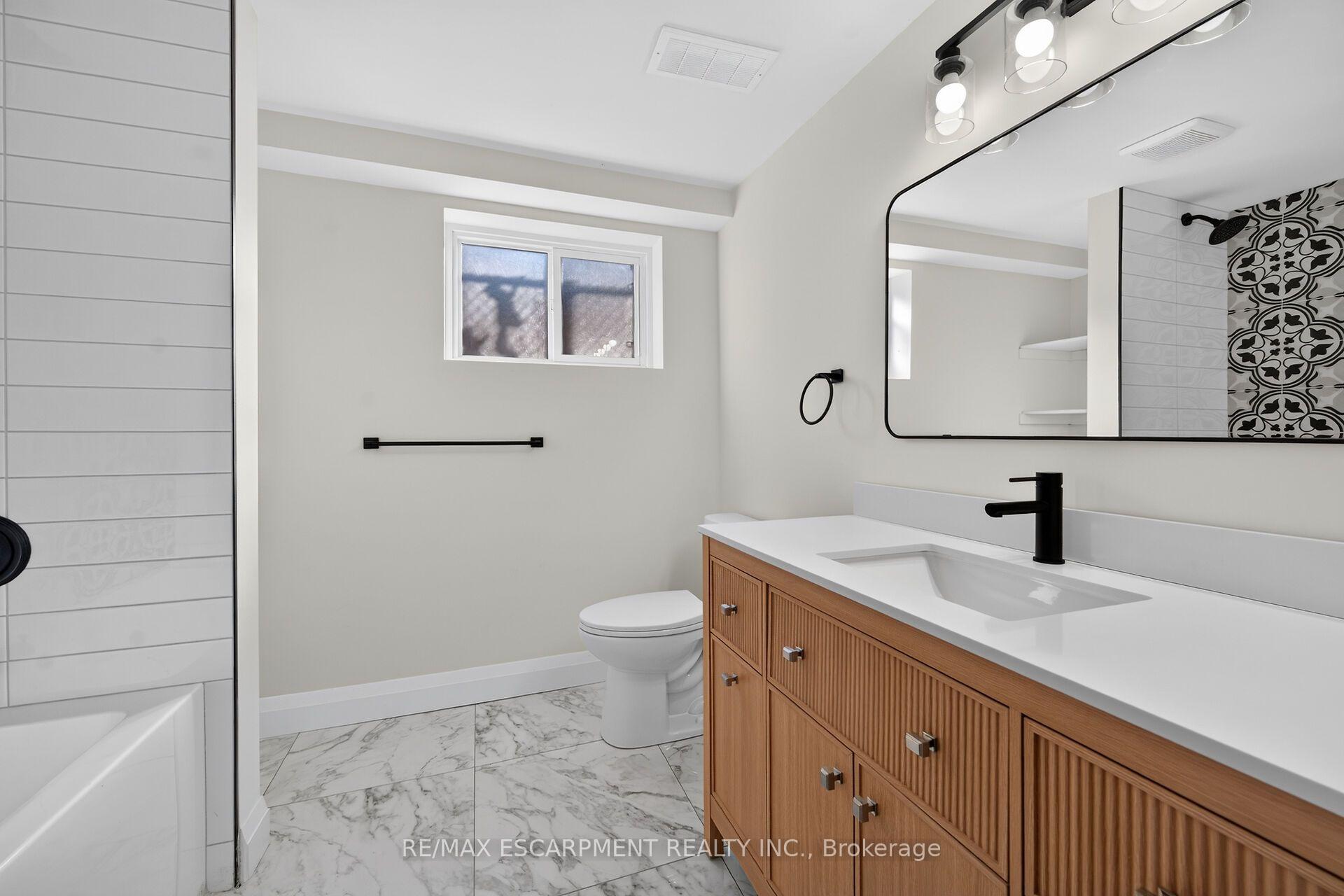 Photo 38 of 100 Marcella Crescent, Hamilton, Gershome — HOMEH