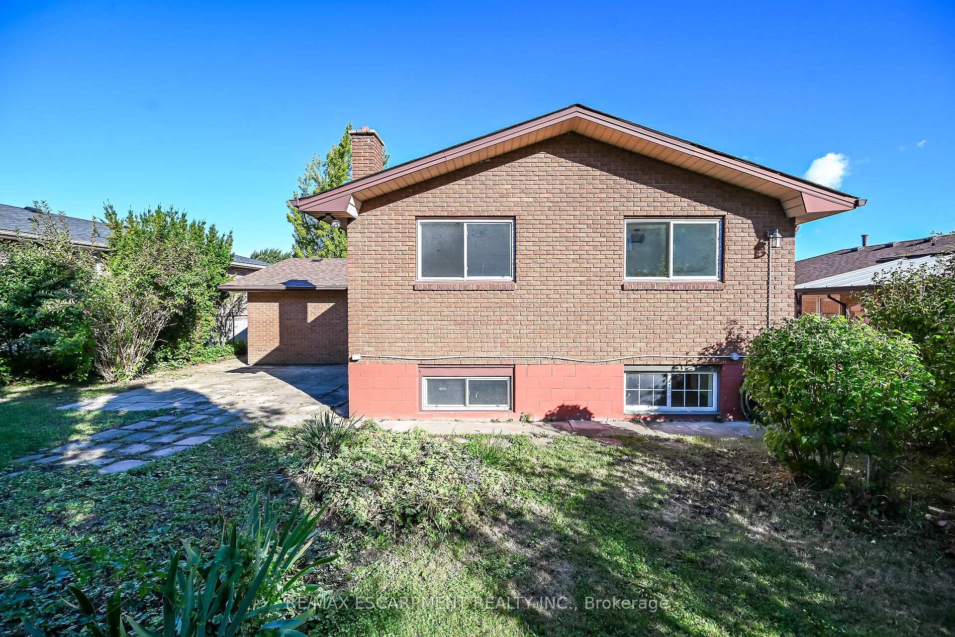Photo 46 of 100 Marcella Crescent, Hamilton, Gershome — HOMEH
