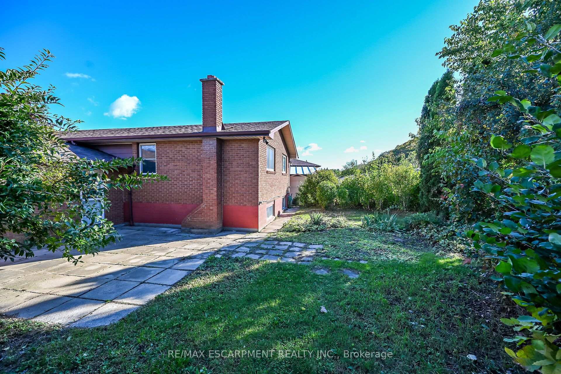 Photo 49 of 100 Marcella Crescent, Hamilton, Gershome — HOMEH