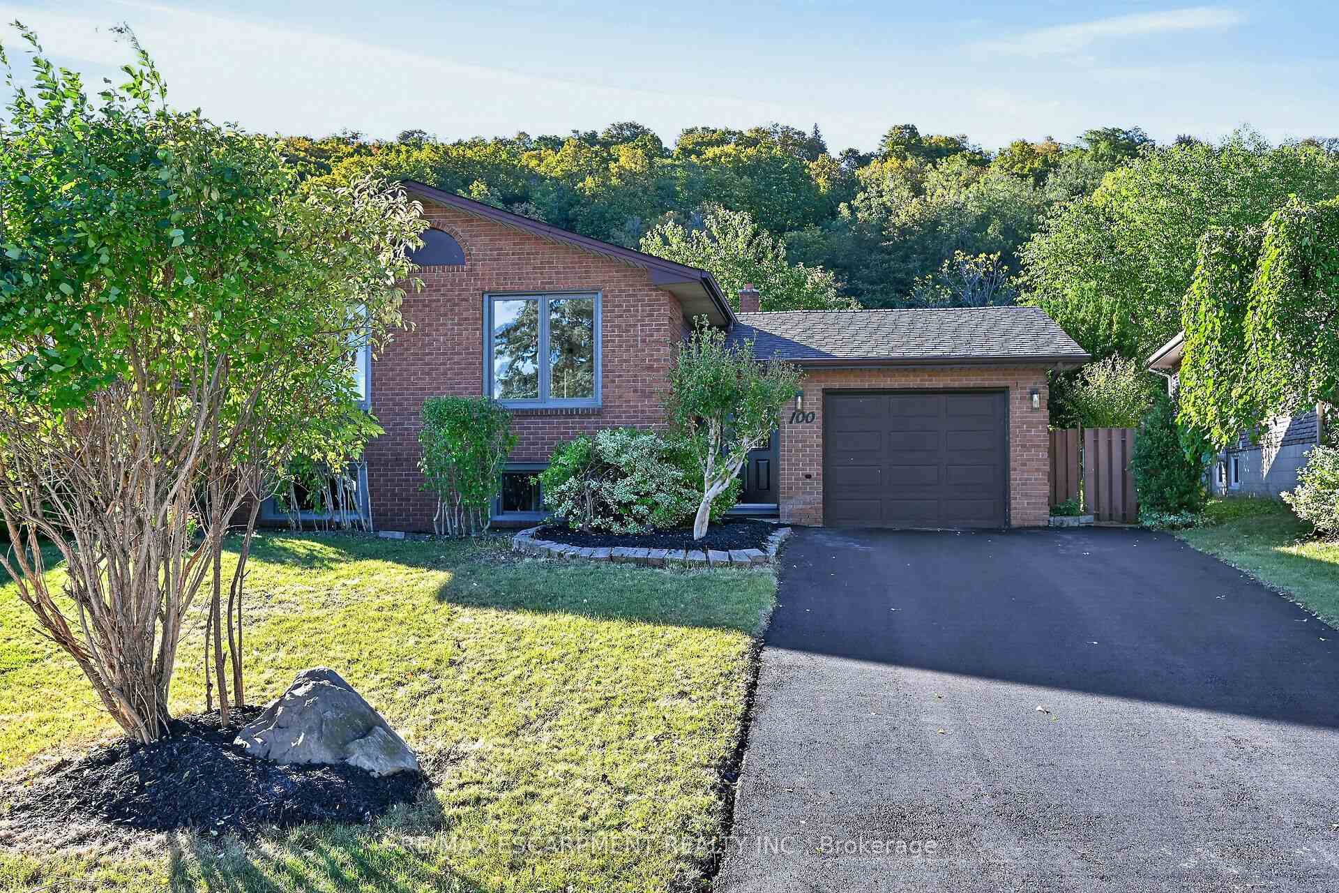 Photo 50 of 100 Marcella Crescent, Hamilton, Gershome — HOMEH
